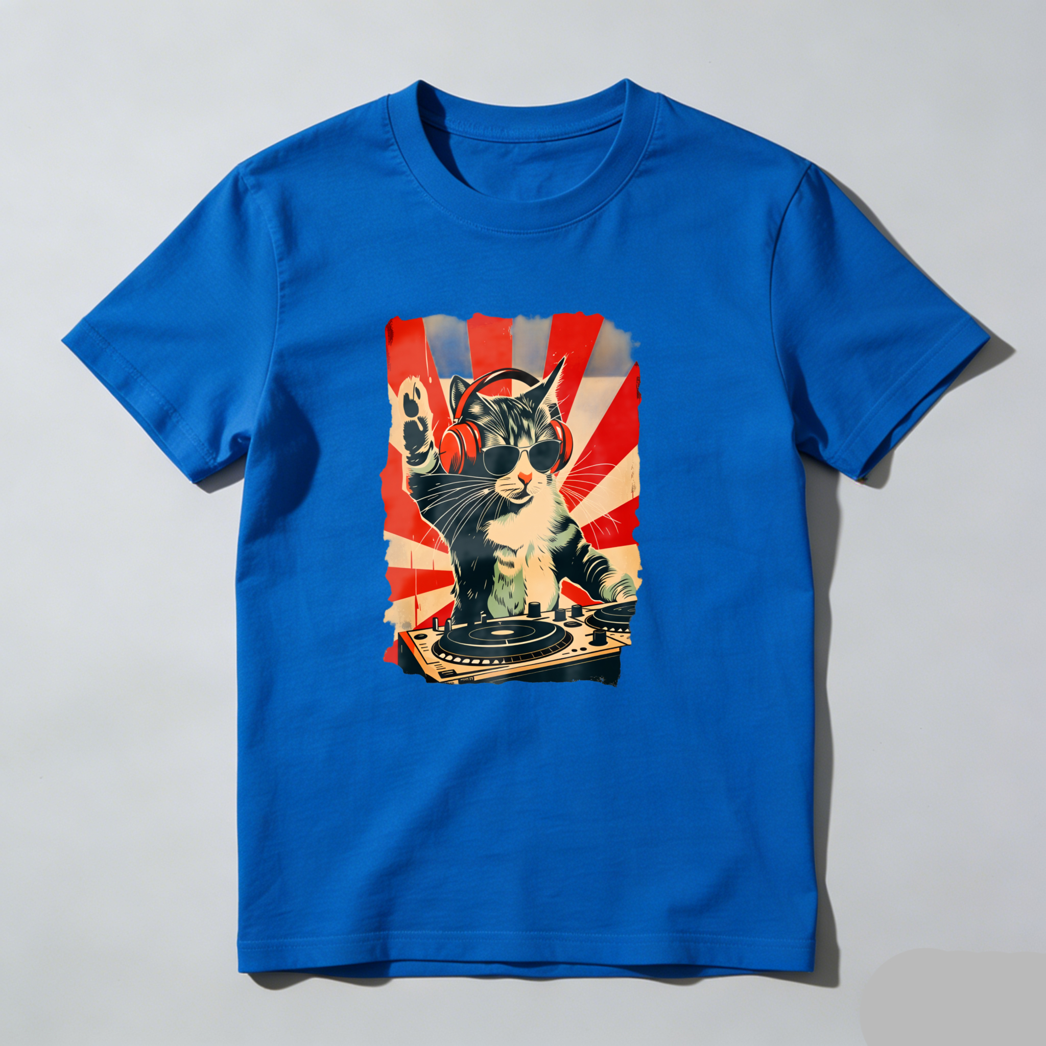 Dorawear™ Cat Wearing Headphones Mixing Music On Turntables T Shirt