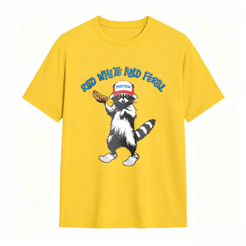 USA Red White Feral Racoon Vintage Hot Dog Party America Patriotic Racoon Tshirt