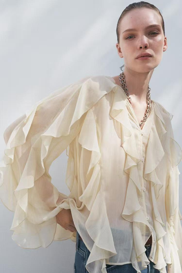 Ruffle top