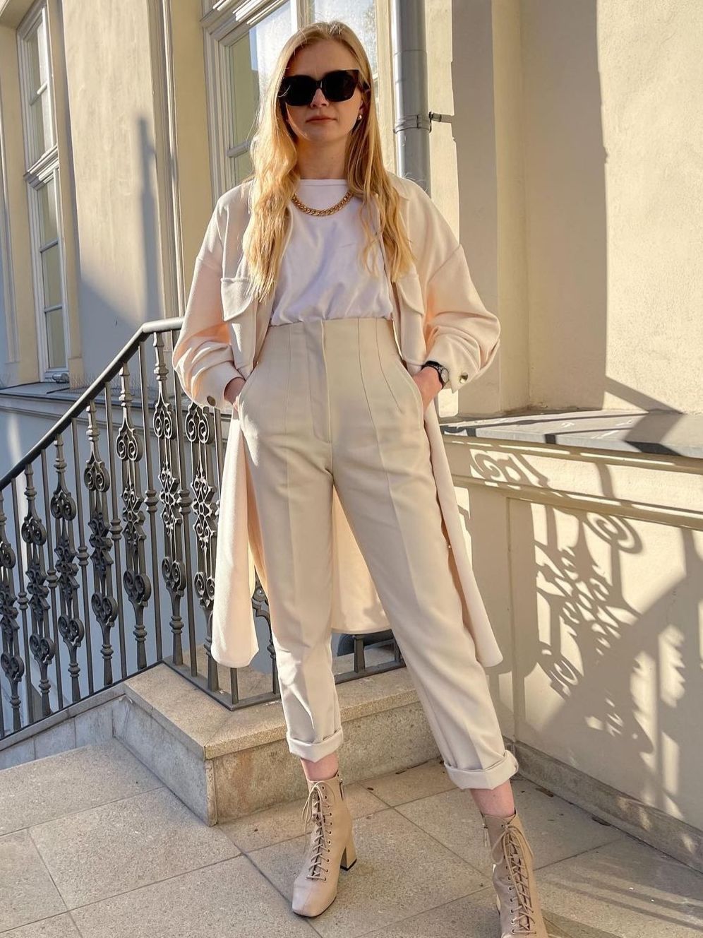Slim cropped casual pants