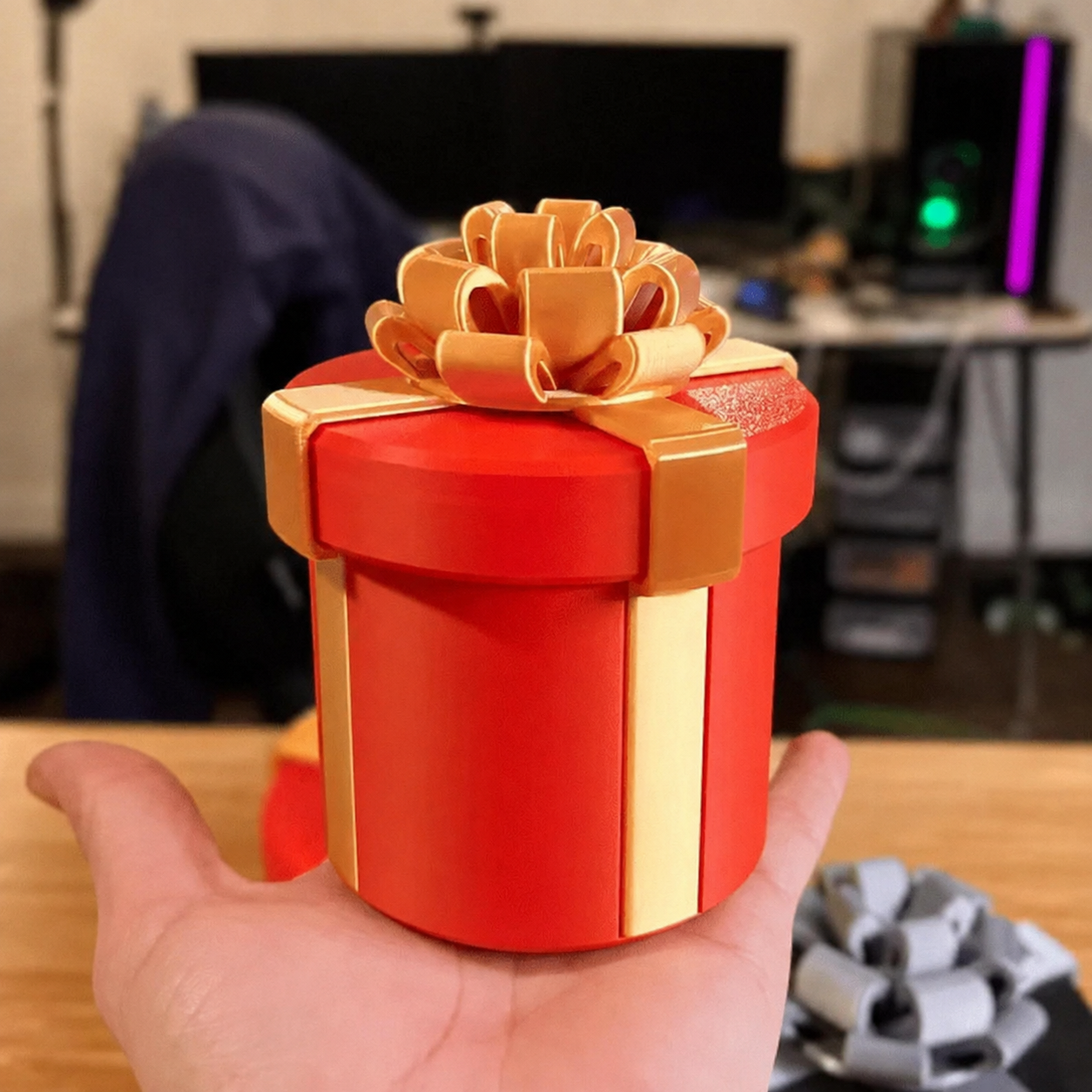 🔥Last Day 50% OFF - Annoying Nested Screw Gift Box
