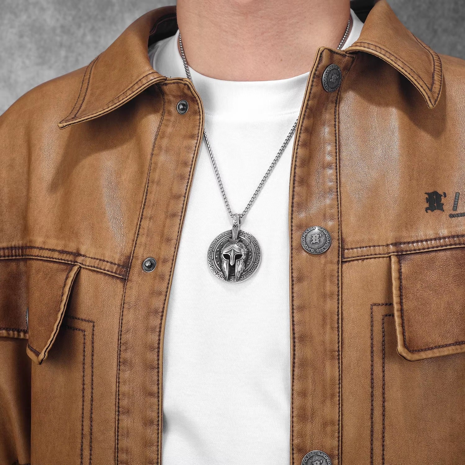 Spartan Helmet Necklace for Men – Greek Warrior Pendant（Free Shipping）