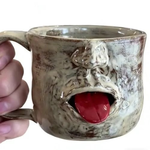 Shaking Tongue Classic Cup