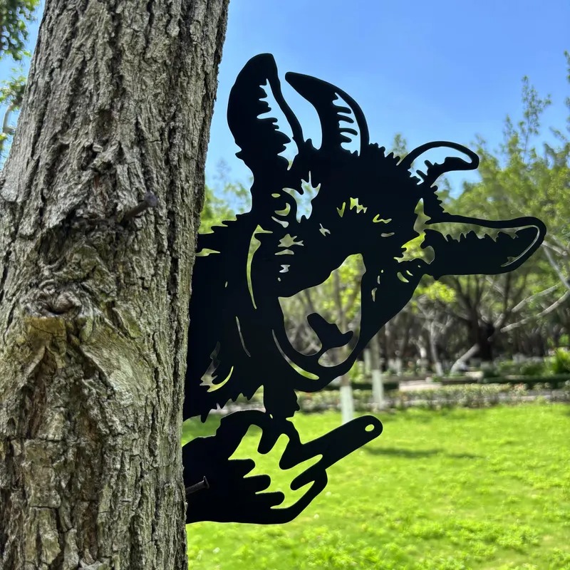 Peeping middle finger animal metal sign-Yard Art Decor