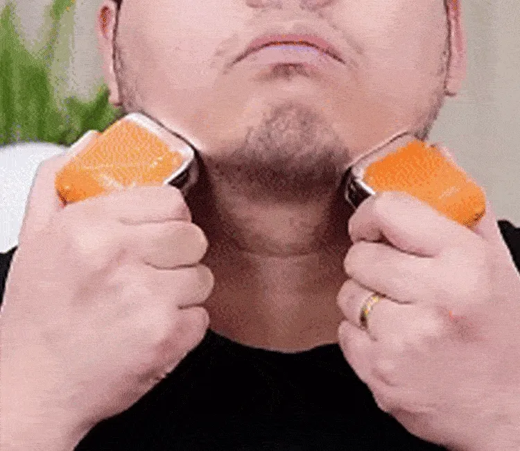 Mini rotary electric shaver demonstration