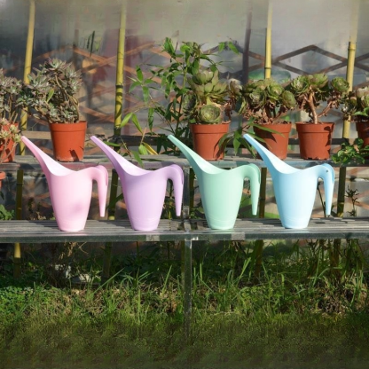 Haushaltsgießkanne mit langem Ausguss