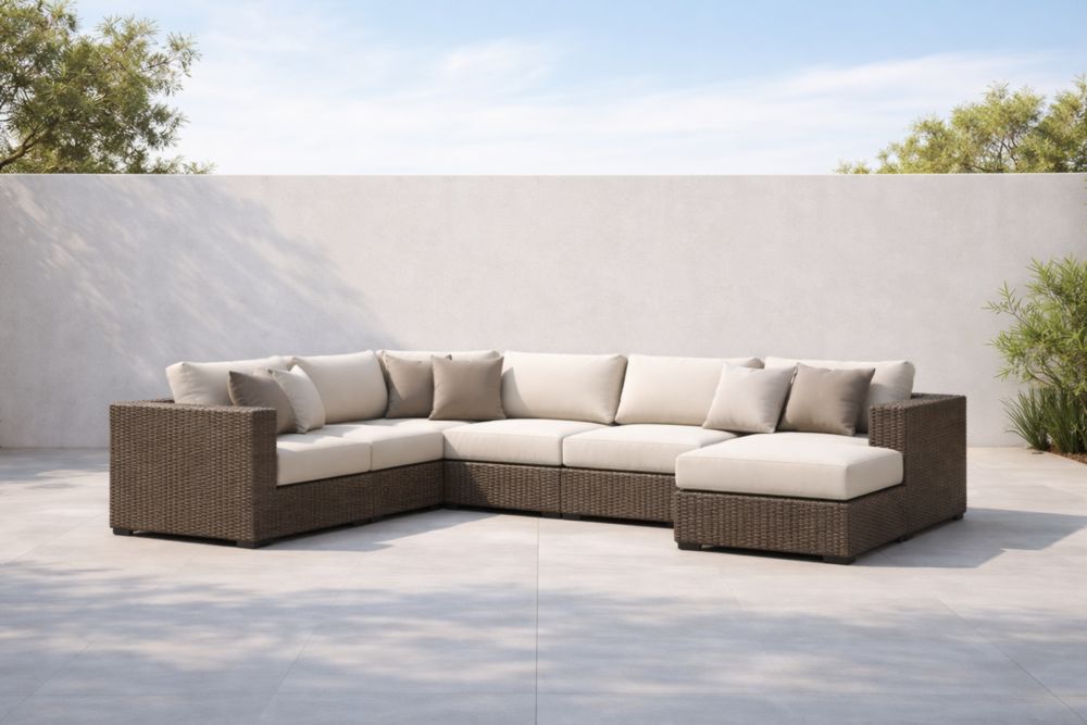 Divano angolare modulare da esterno in rattan sintetico marrone con cuscini beige