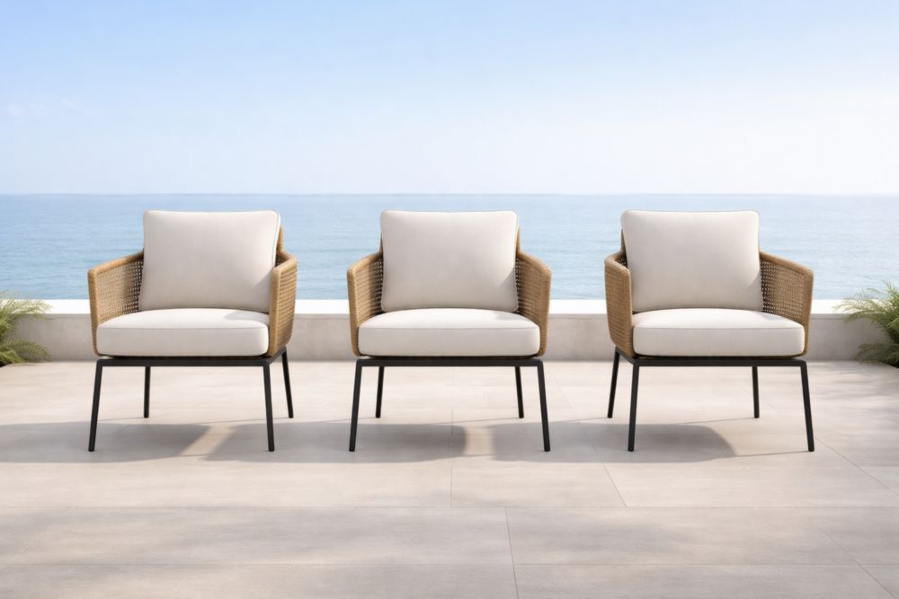 Set di 3 Poltroncine da Esterno Rattan con Cuscini Beige e Struttura in Metallo