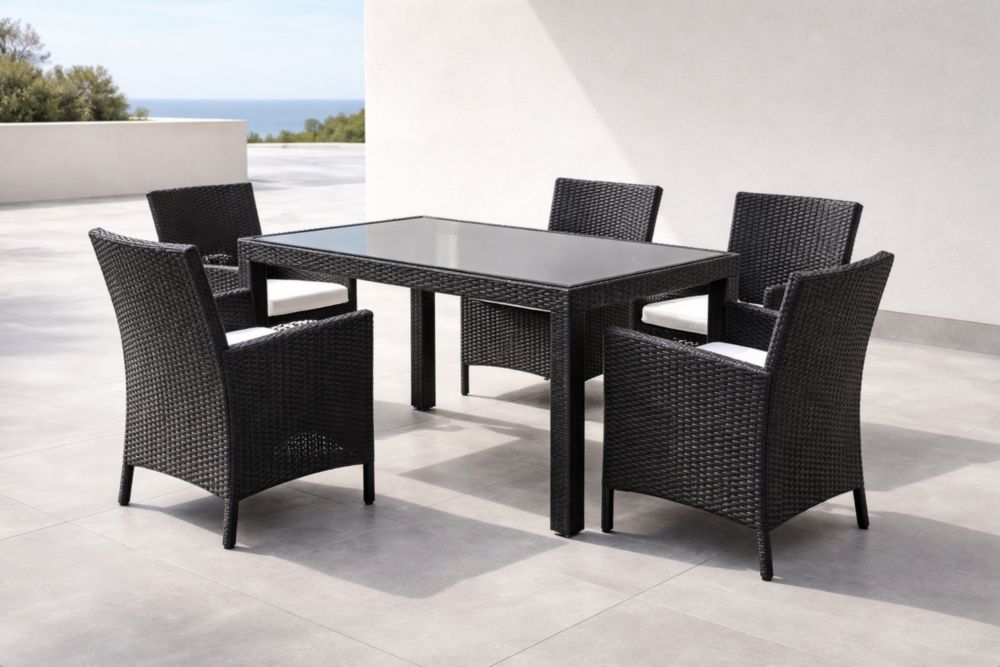 Set da Pranzo in Rattan Nero con Tavolo in Vetro Temperato e 5 Sedie
