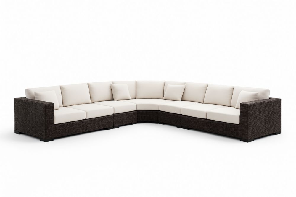 Divano modulare angolare in rattan marrone con cuscini crema