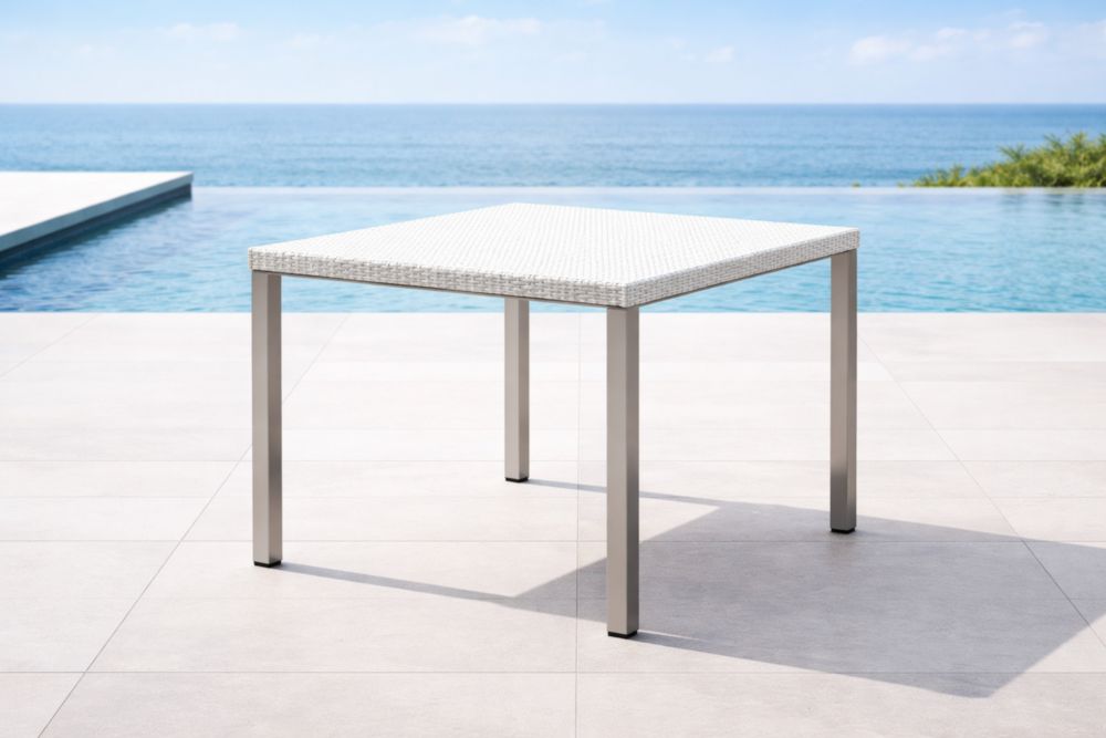Tavolo da Esterno in Alluminio e Rattan Sintetico Bianco 90x90x75 cm