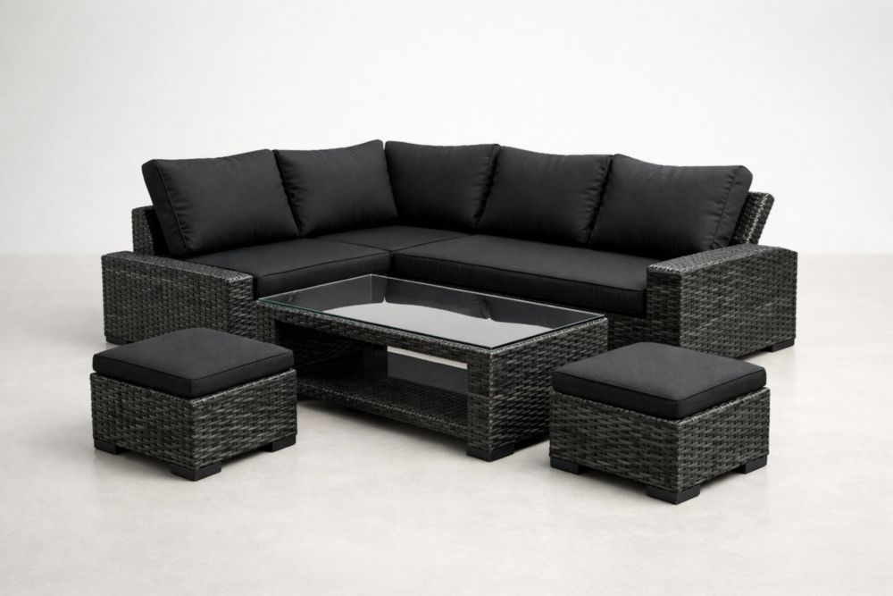 Ensemble de canapés d'extérieur en résine tressée noire avec coussins en polyester et table en verre trempé