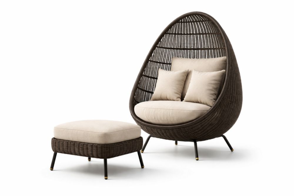 Ensemble de fauteuils relax en rotin marron avec repose-pieds et coussins beiges