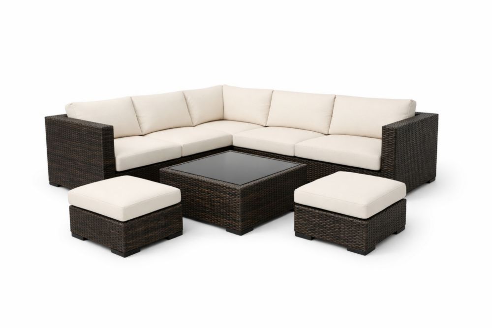 Ensemble de canapés d'extérieur en résine tressée marron avec coussins crème