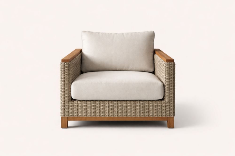 Fauteuil d'extérieur en rotin synthétique et bois d'acacia avec coussins en polyester beige