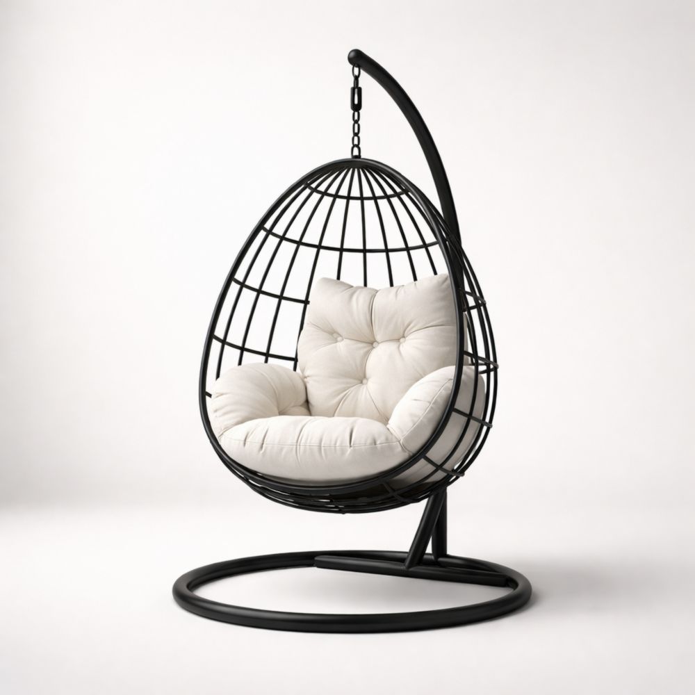 Chaise suspendue en métal noir avec coussin crème