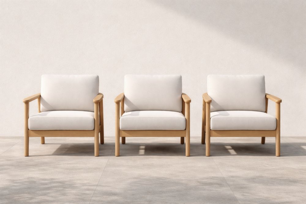 Lot de trois fauteuils en bois et tissu Blanc