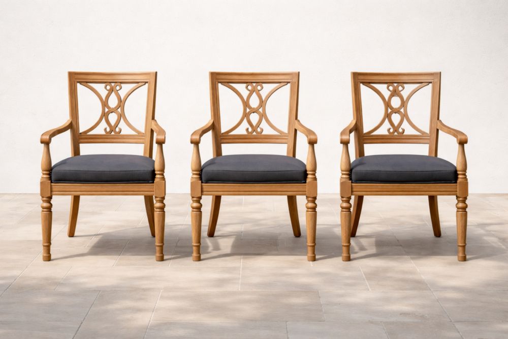 Set de 3 chaises en bois avec coussin en polyester gris