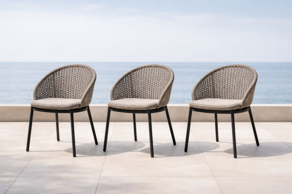 Ensemble de 3 chaises d'extérieur en résine tressée avec structure en aluminium