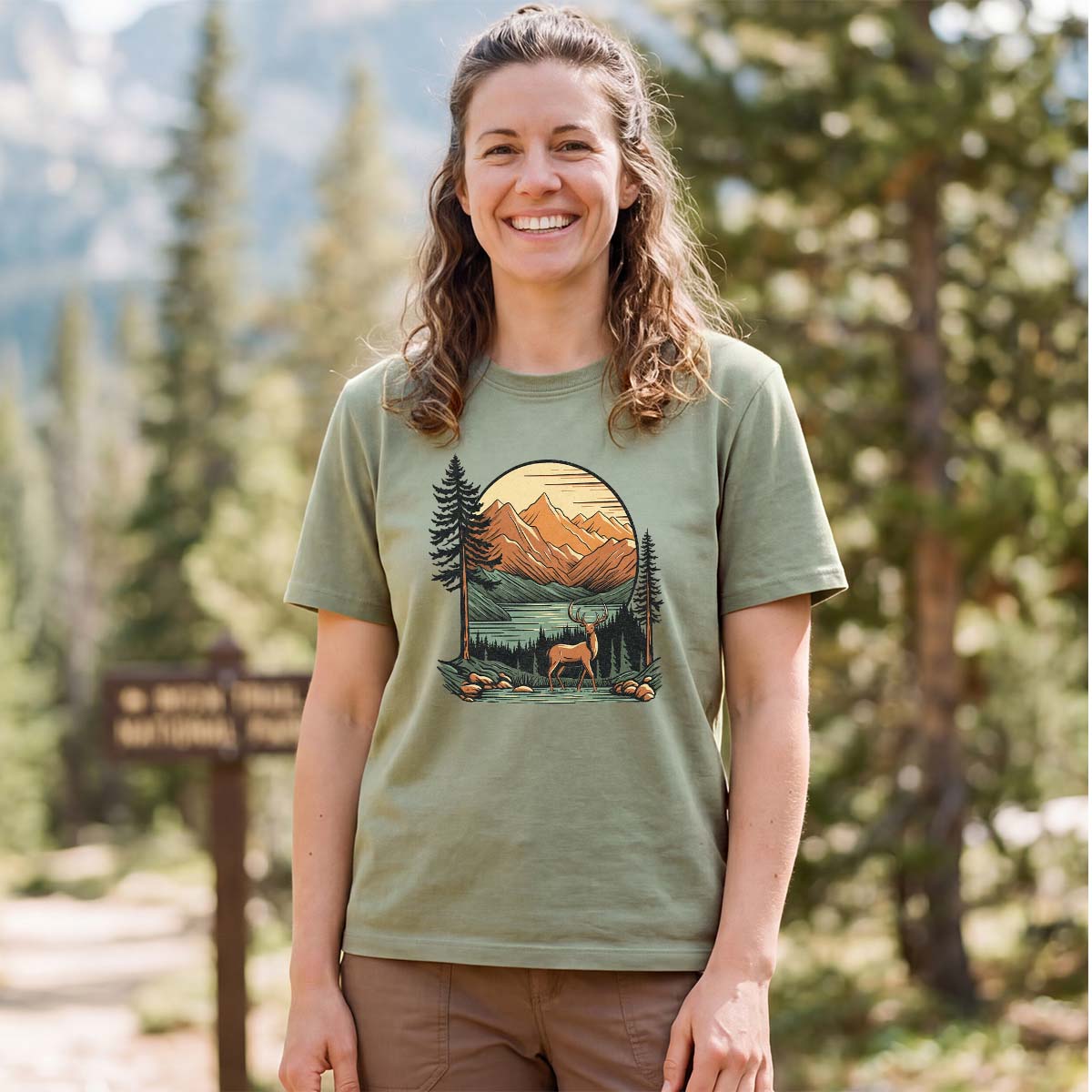 Vintage Mountain Deer Scenic Nature Outdoor T-Shirt