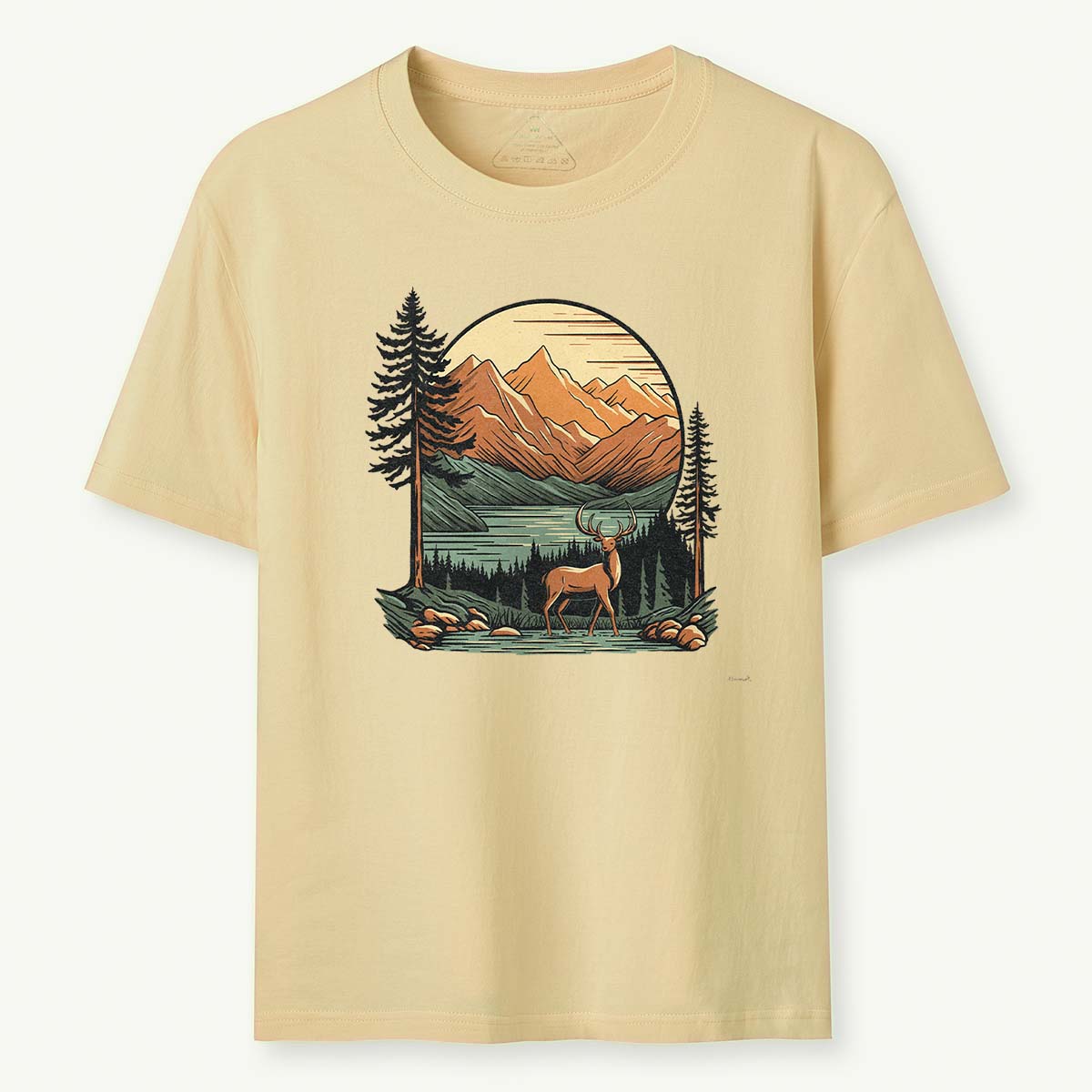 Vintage Mountain Deer Scenic Nature Outdoor T-Shirt