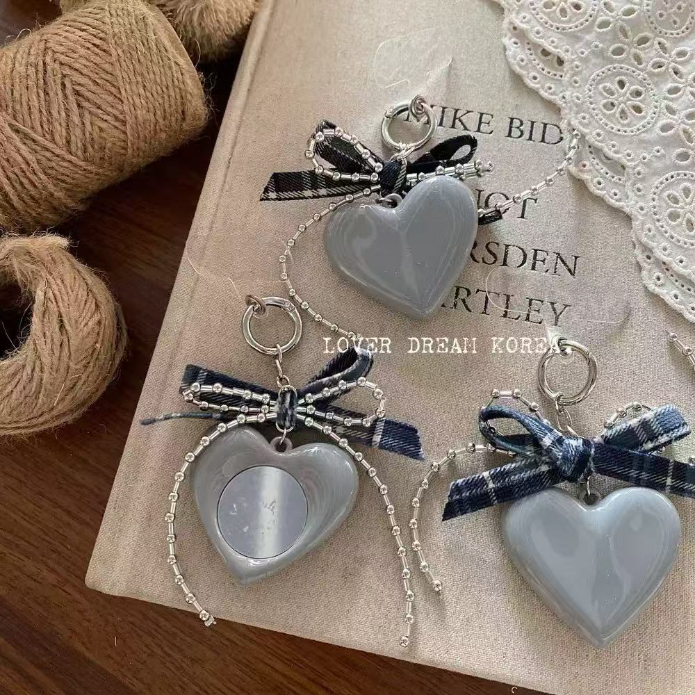 Trendy Mini Photocard Keychain Accessory