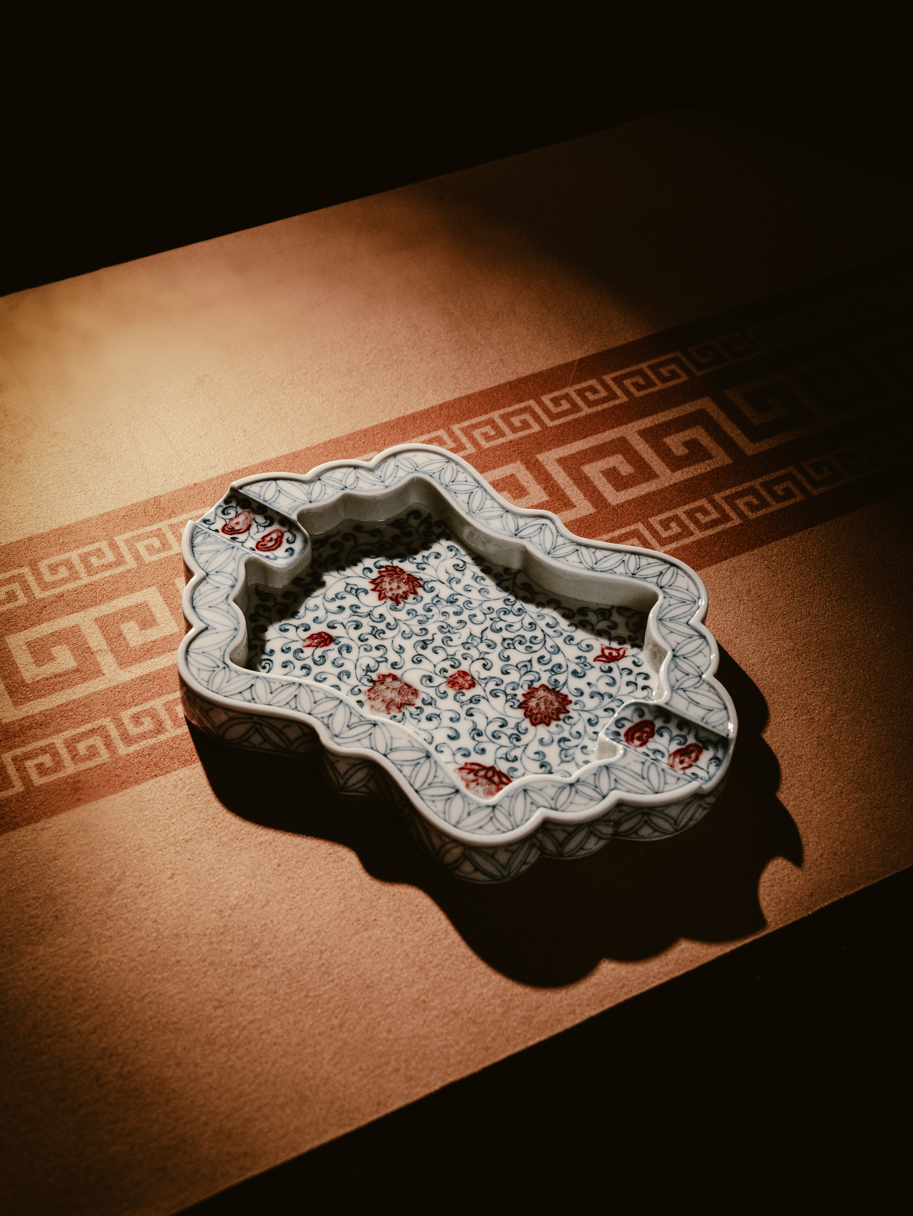 BUNCH "MANSHENG" | Artisan Vining Cobalt & Crimson Heritage Cigar