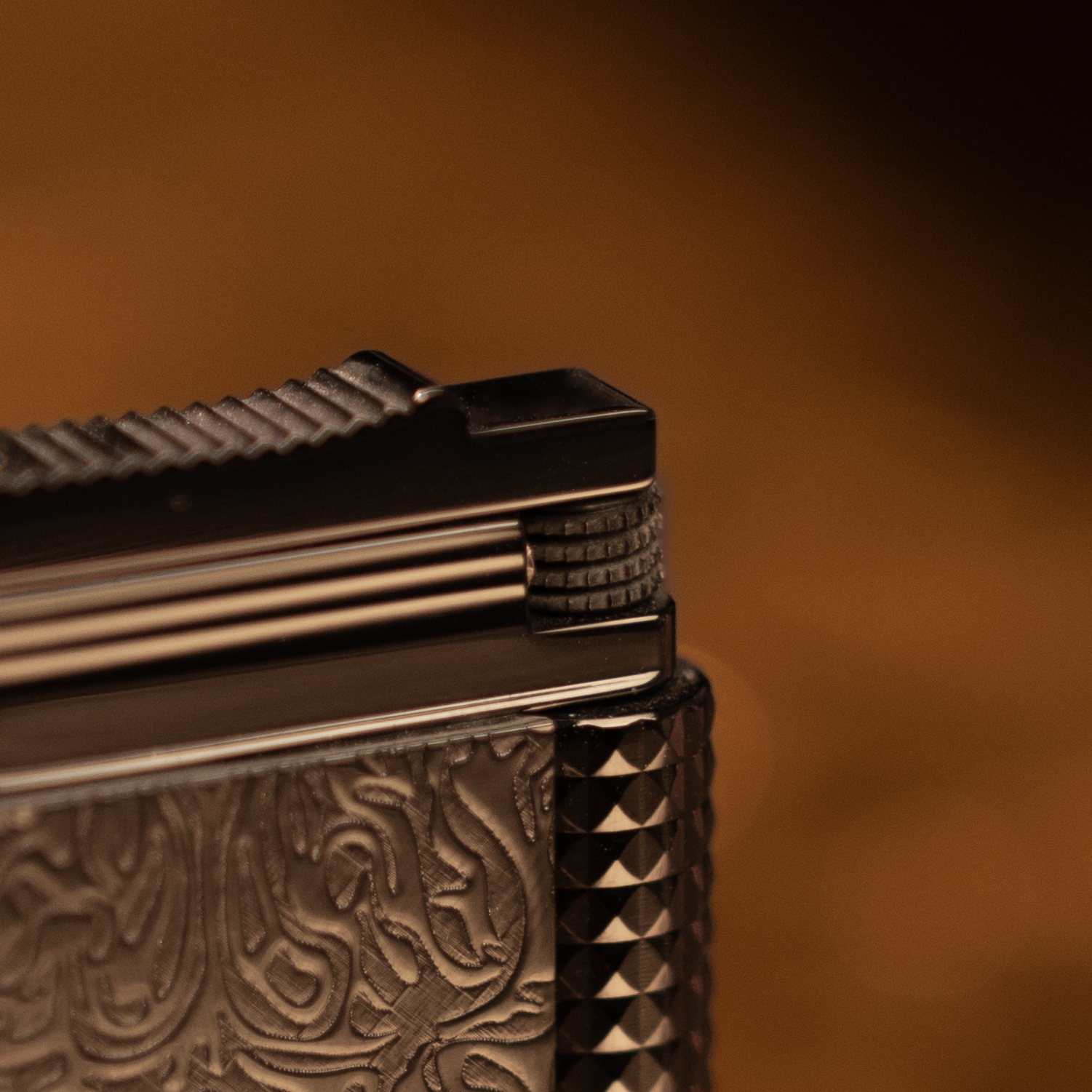 BUNCH "CONSTANTINE" | Quad-Side Precision Deep Engraving | Iconic Resonant "Ping" | Solid Integrated Brass Core