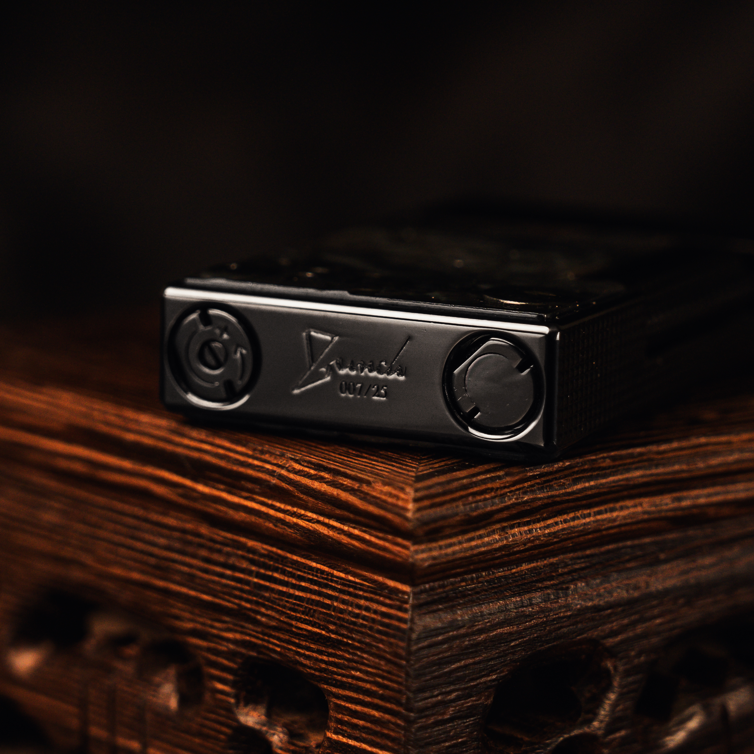 BUNCH "BLACK ZAMBHALA" | Genuine Mother of Pearl Relief | Iconic Resonant "Ping" | Integrated Brass Deity Edition