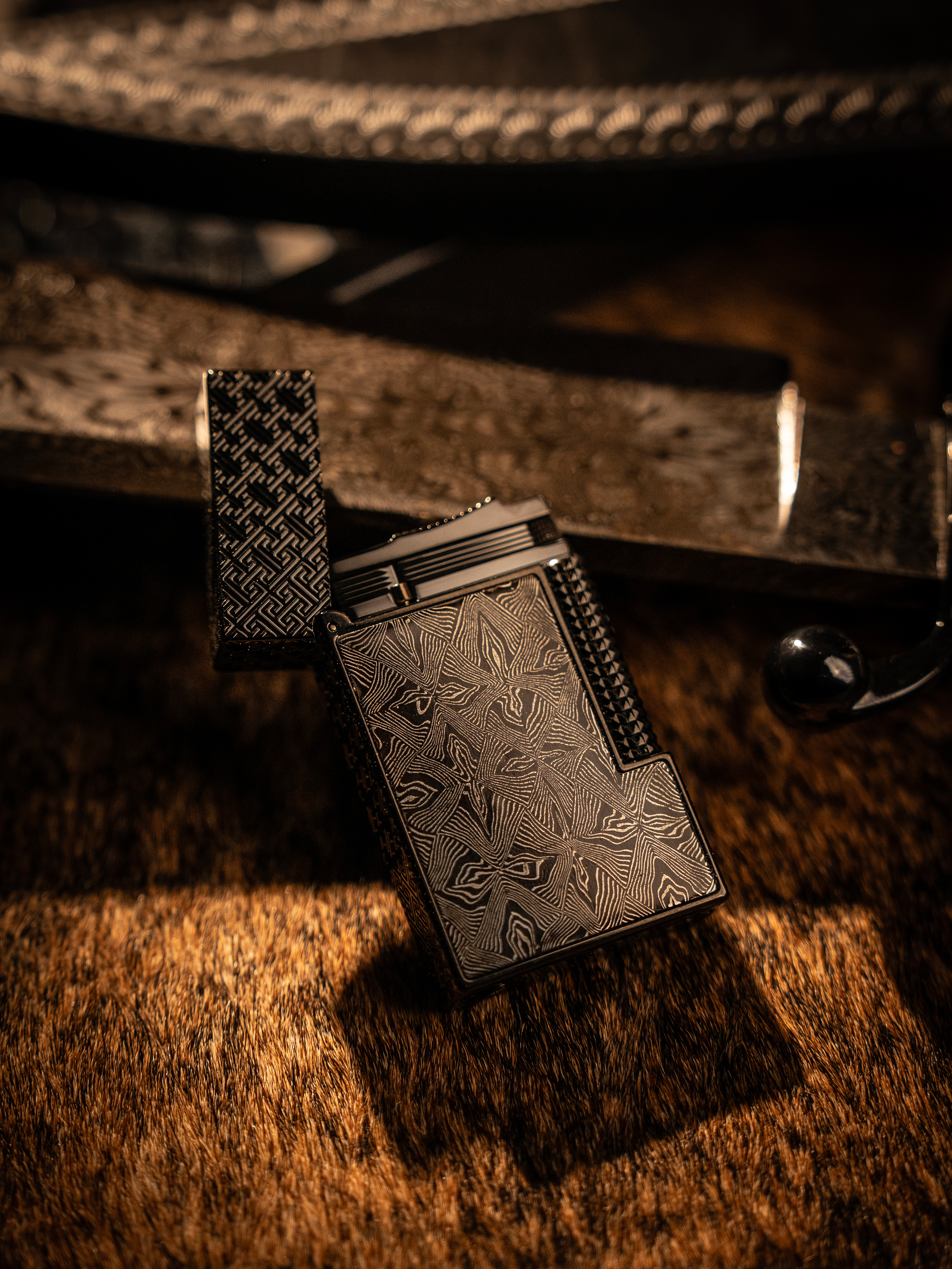BUNCH "PLAID SUIT" | Forged Damascus Steel | Intricate Weave Pattern | Iconic Resonant "Ping" | Solid Brass Core