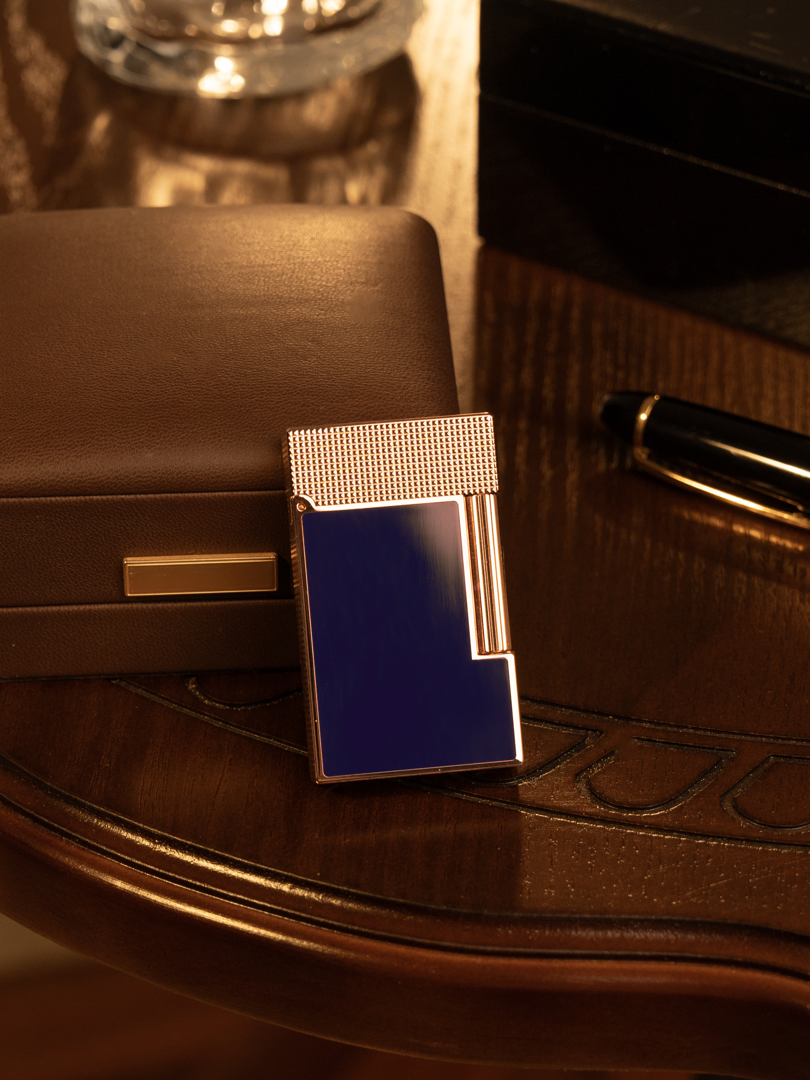 BUNCH "NAVIGATOR" | Translucent Sapphire Lacquer Finish | Iconic Resonant "Ping" | Solid Integrated Brass Core