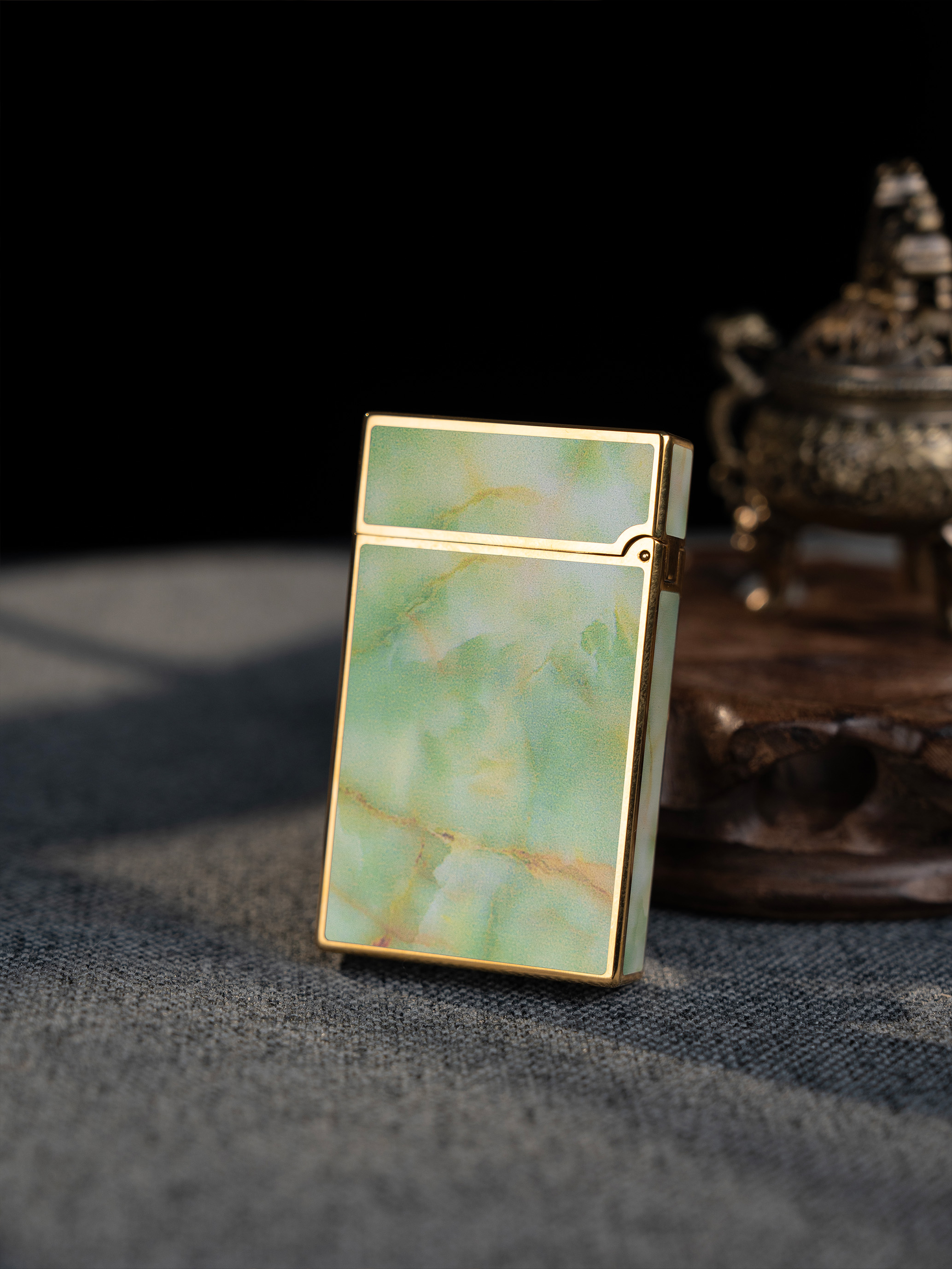 BUNCH "BLUE CLOUD" Traditional Urushi Lacquer Finish | 18K Gold-Plated Trim | Solid Integrated Brass Core