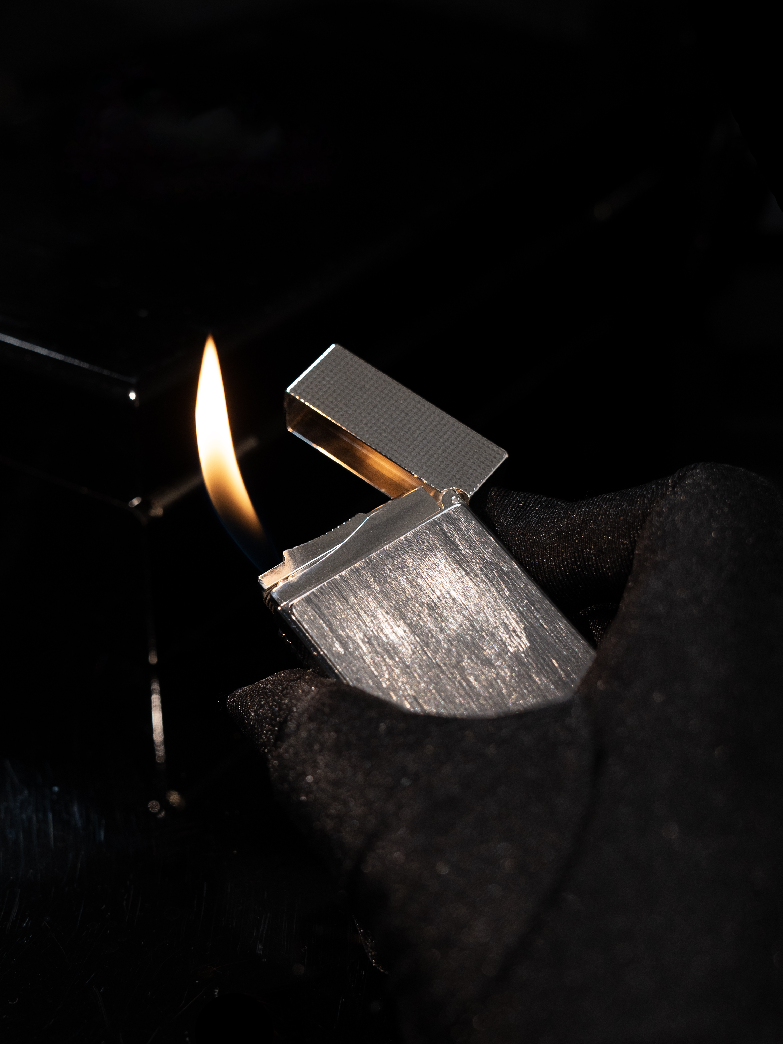 BUNCH "LUNAR VELVET" | S925 Sterling Silver & Rigato Hand-Brushed Art | Dual-Flame Precision Lighter