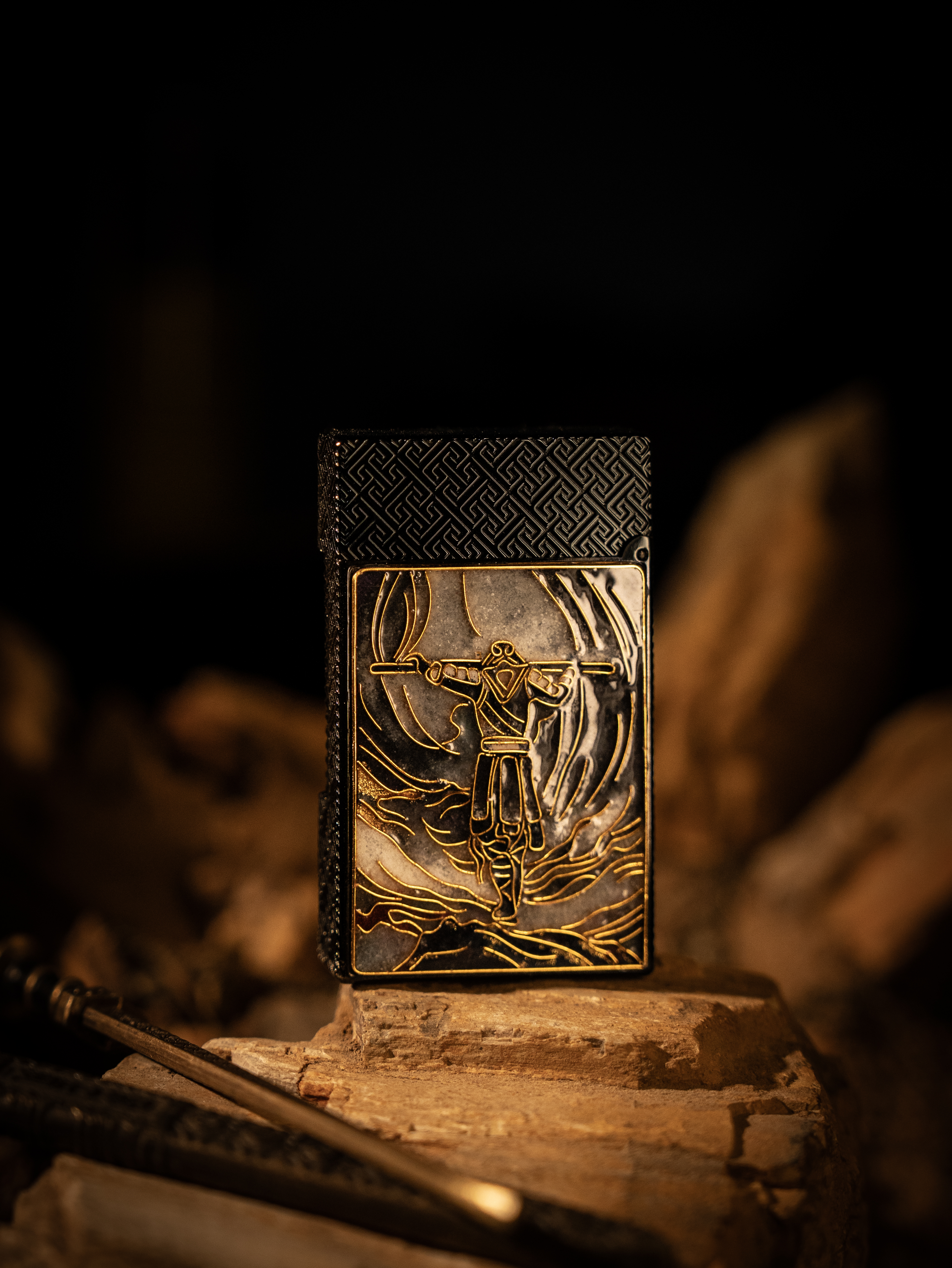 BUNCH "THE BITTER SEA" | Luminous Cloisonné Enamel Fine Art Lighter
