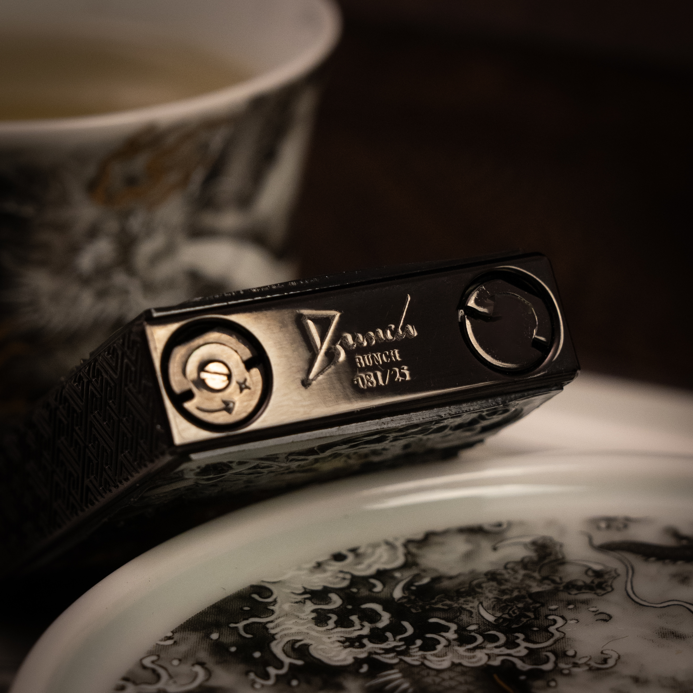 BUNCH "INK DRAGON" | 3D Deep-Tone Mother of Pearl Relief | Mystical Oriental Noir | Solid Integrated Brass Core