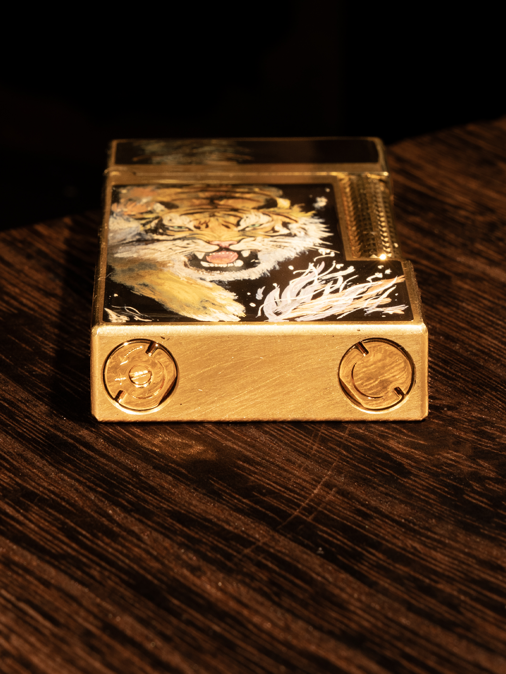 BUNCH "ONYX URUSHI - MAJESTIC AWAKENING" | Hyper-Realistic Hand-Painted Tiger | Iconic Resonant "Ping" | Solid Integrated Brass Core