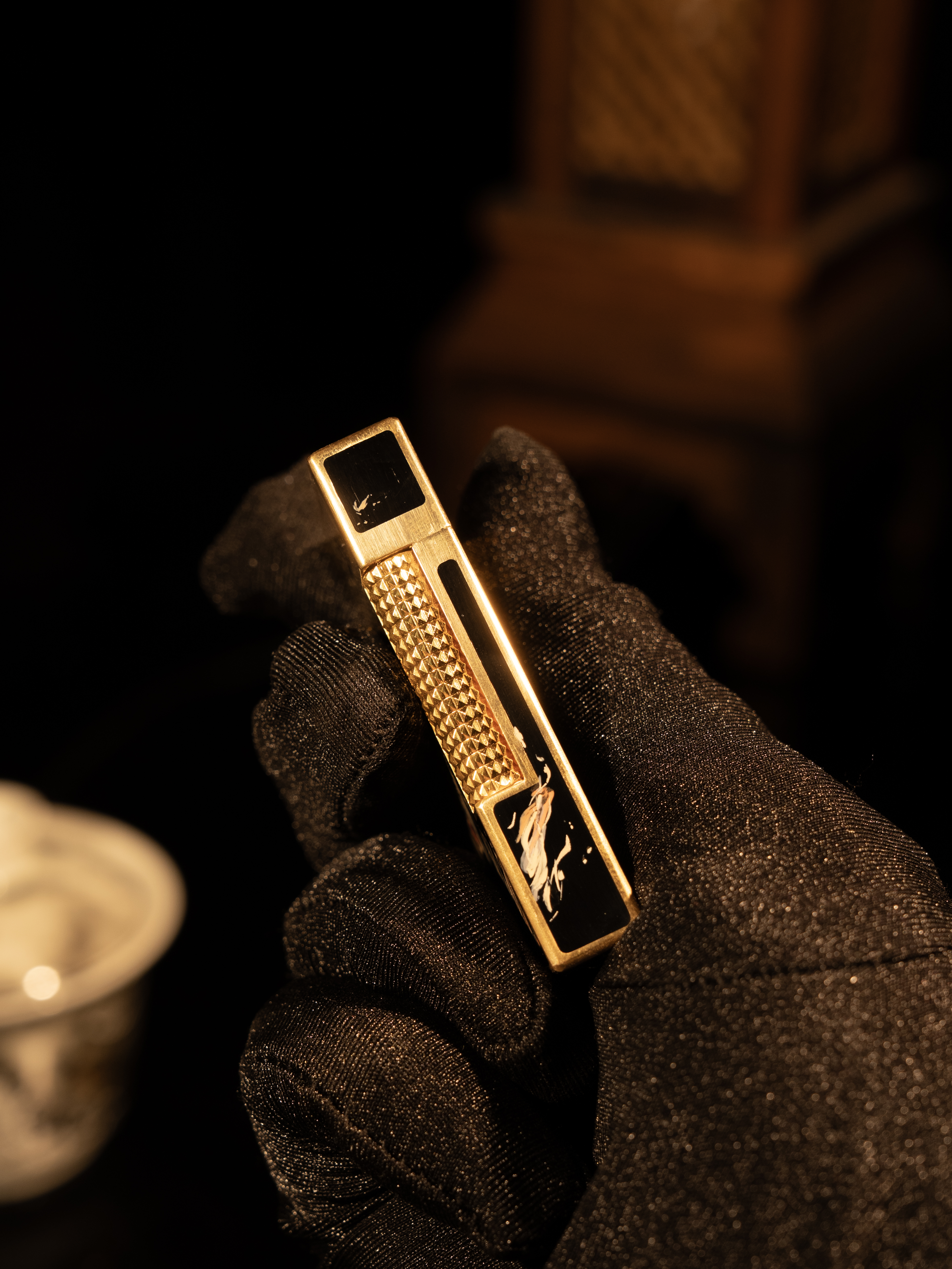 BUNCH "ONYX URUSHI - MAJESTIC AWAKENING" | Hyper-Realistic Hand-Painted Tiger | Iconic Resonant "Ping" | Solid Integrated Brass Core