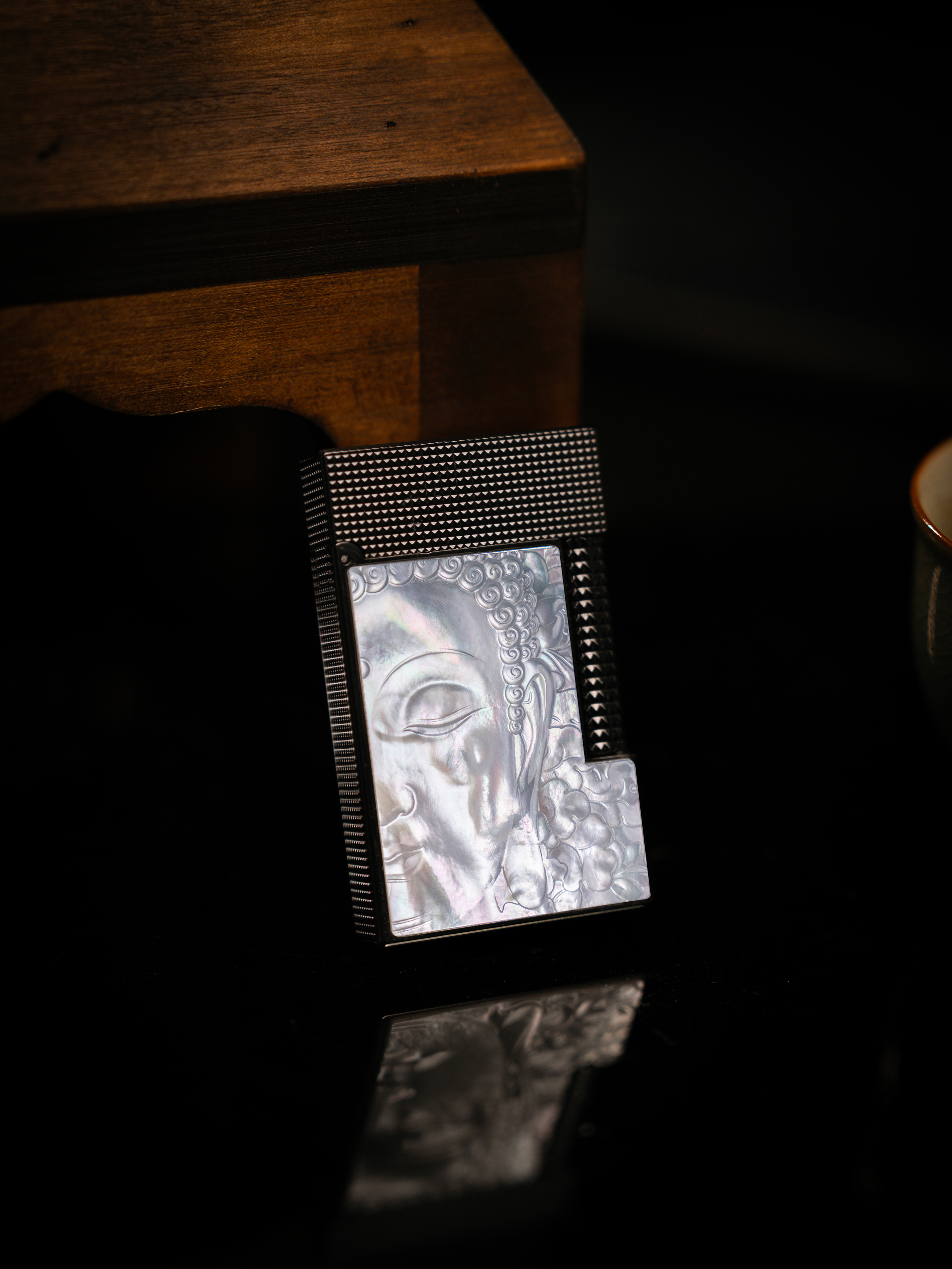 BUNCH "THE DUALITY" | 3D Mother-of-Pearl Relief Sculpture | Integrated Brass Mythic Masterpiece