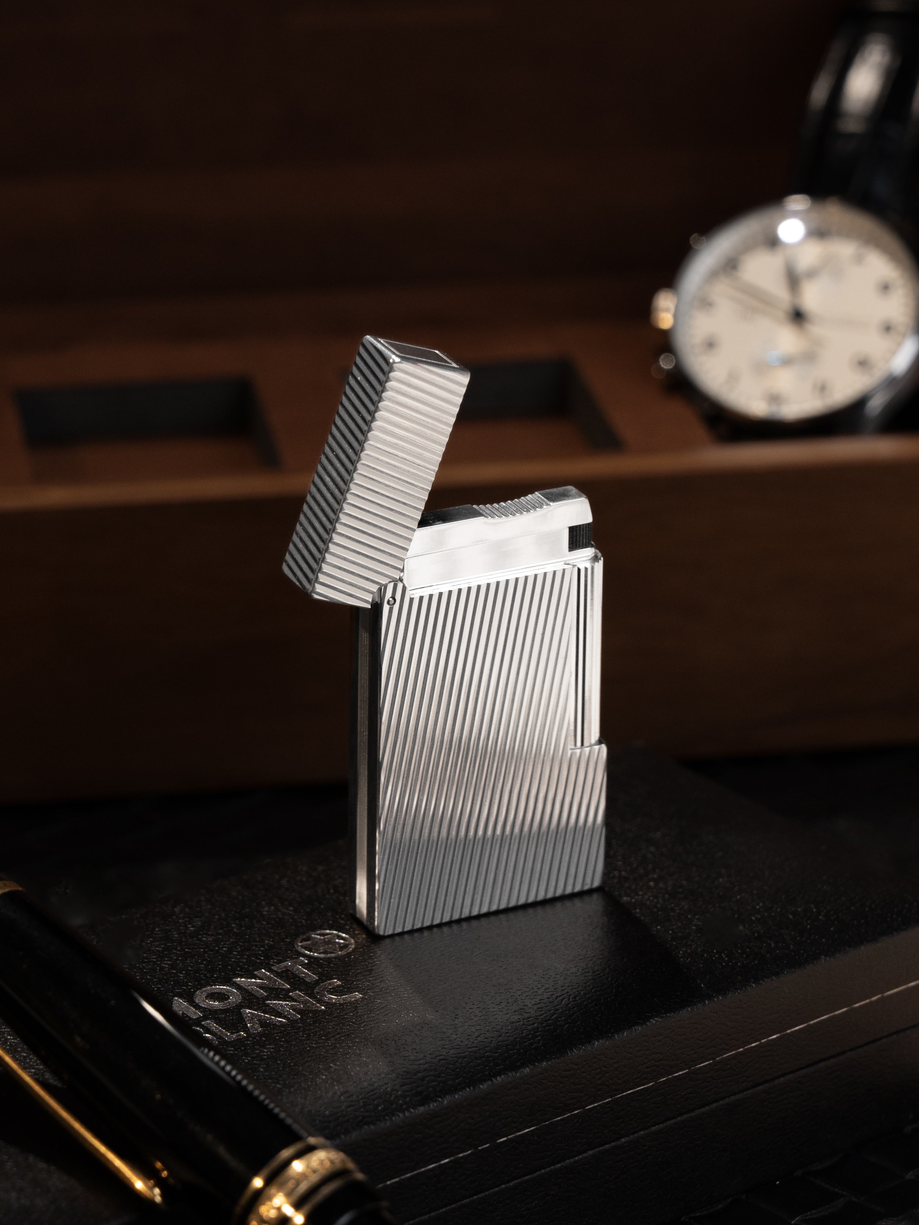 BUNCH "DEBONAIR" | Ultra-Slim 8.6mm Profile | S925 Sterling Silver Plated | Iconic Resonant "Ping" | Solid Brass Core