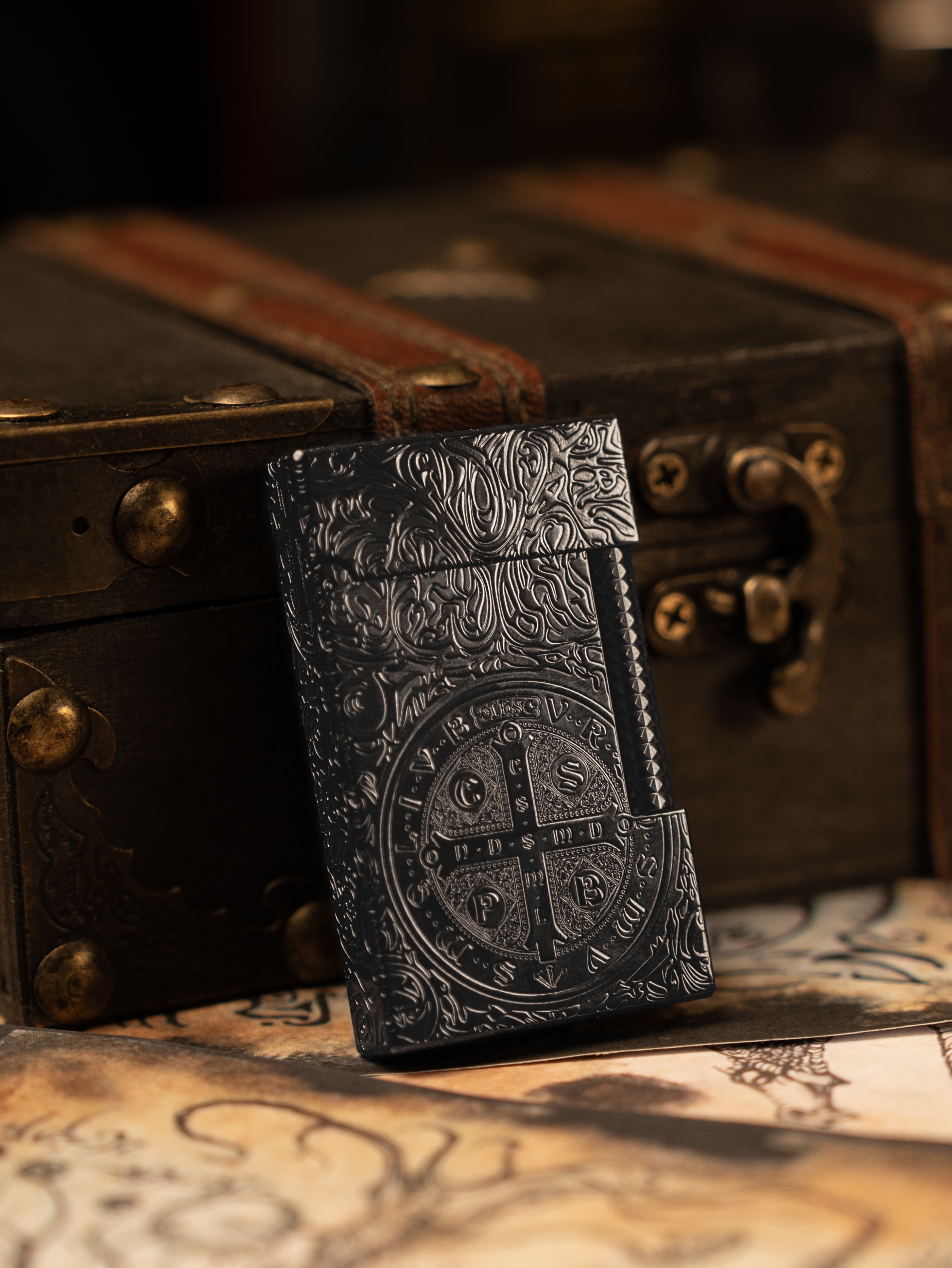 BUNCH "CONSTANTINE" | Five-Side Precision Deep Engraving | Smoked Silver & Heat Blued Finish | PVD Vacuum Plasma Plating