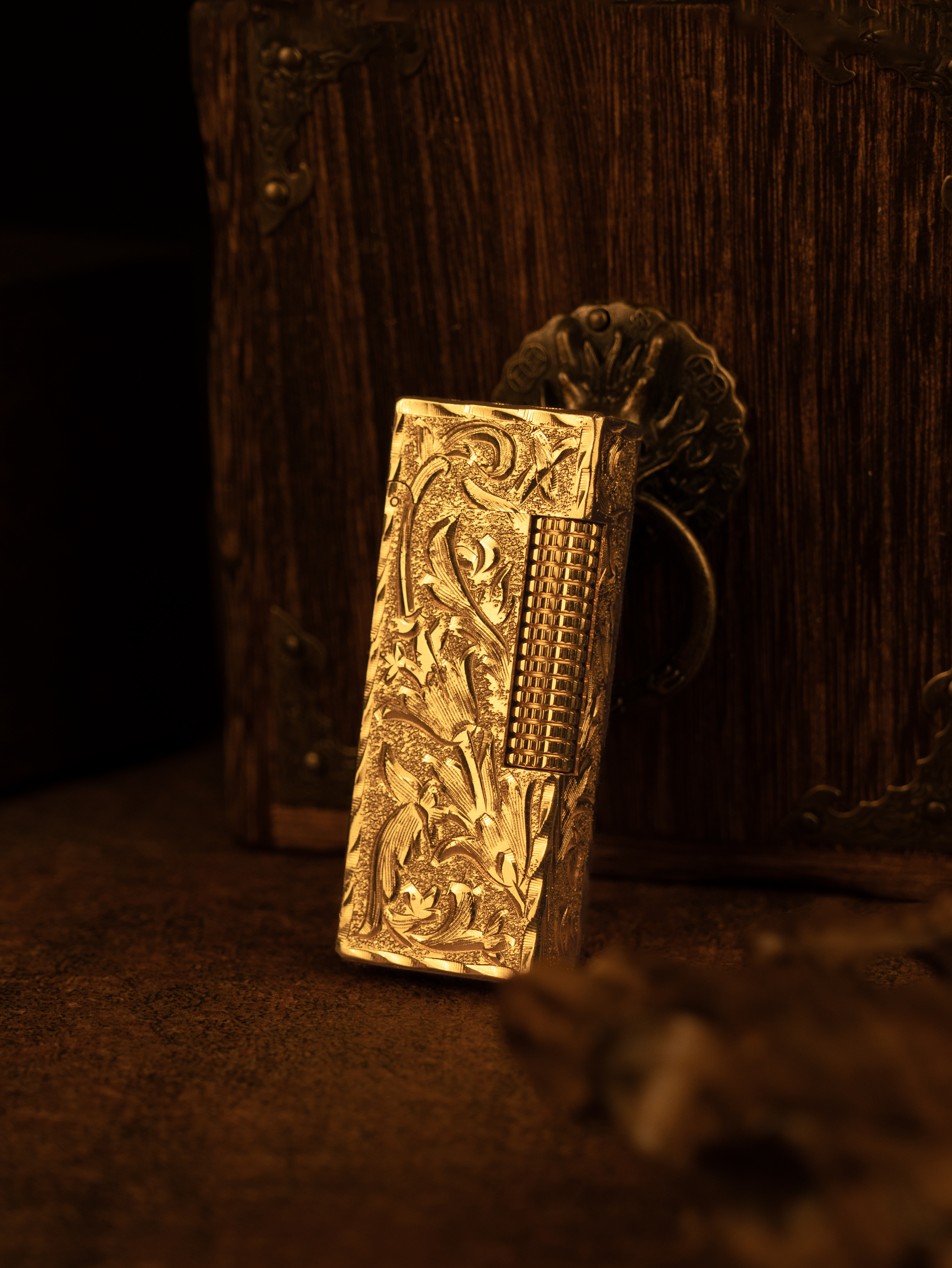 BUNCH "TANG ARABESQUE" | 5-Sided 3D High-Relief Masterpiece | Imperial Dunhuang Heritage Integrated Brass Lighter