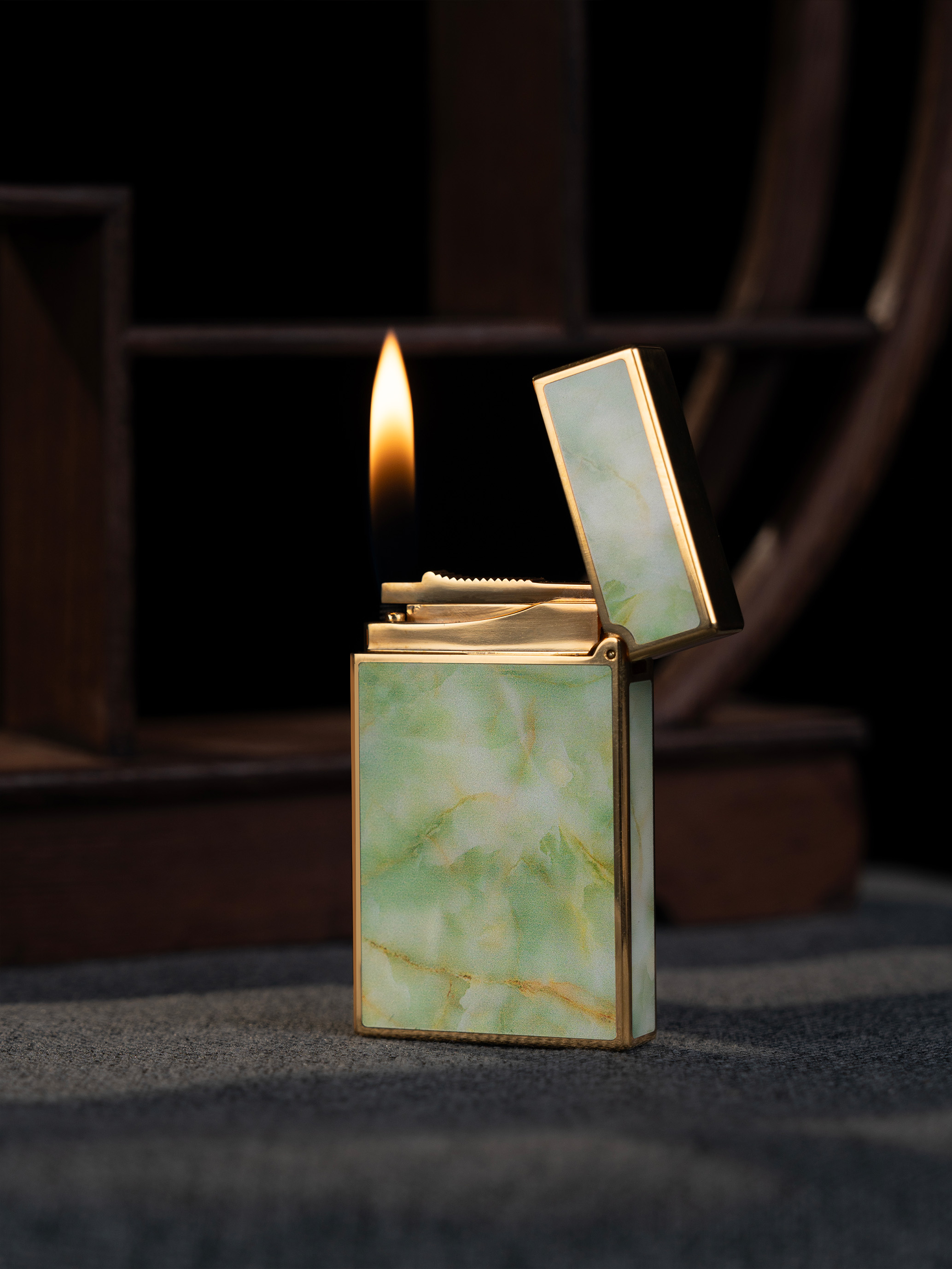 BUNCH "BLUE CLOUD" Traditional Urushi Lacquer Finish | 18K Gold-Plated Trim | Solid Integrated Brass Core