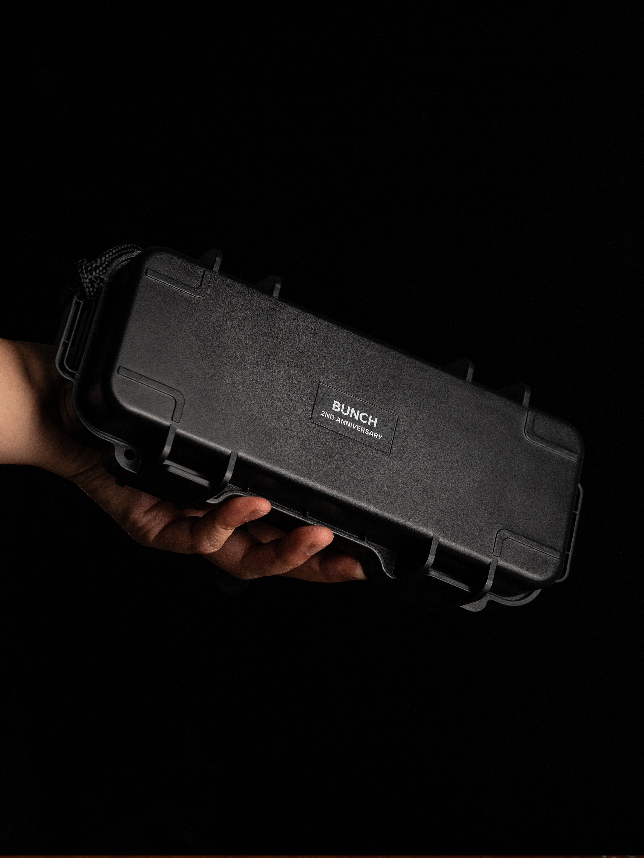 BUNCH "FORTRESS" | Portable Rugged Cigar Case | 4-Count Capacity (Up to 220mm) | Watertight & Crushproof ABS