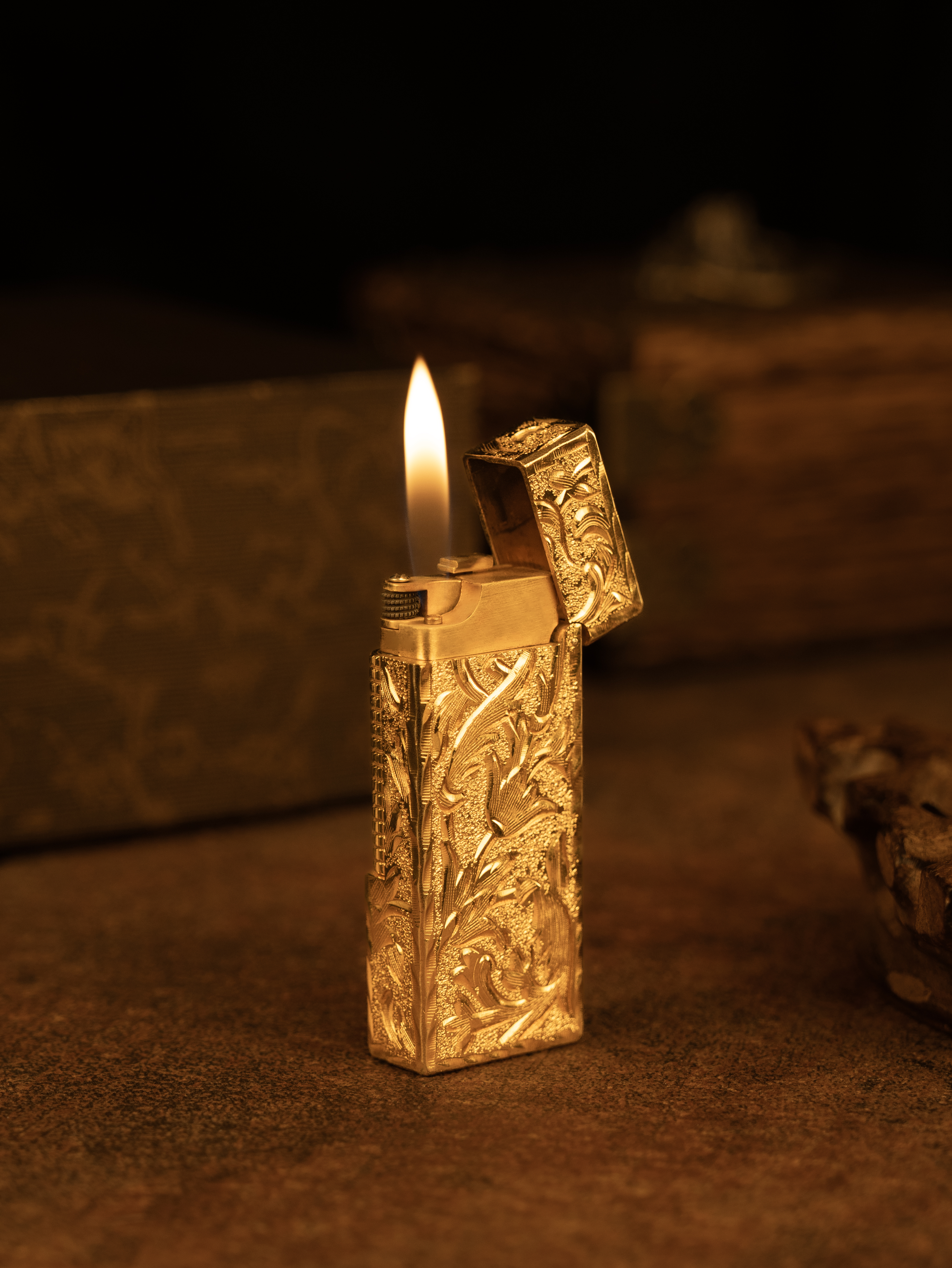 BUNCH "TANG ARABESQUE" | 5-Sided 3D High-Relief Masterpiece | Imperial Dunhuang Heritage Integrated Brass Lighter