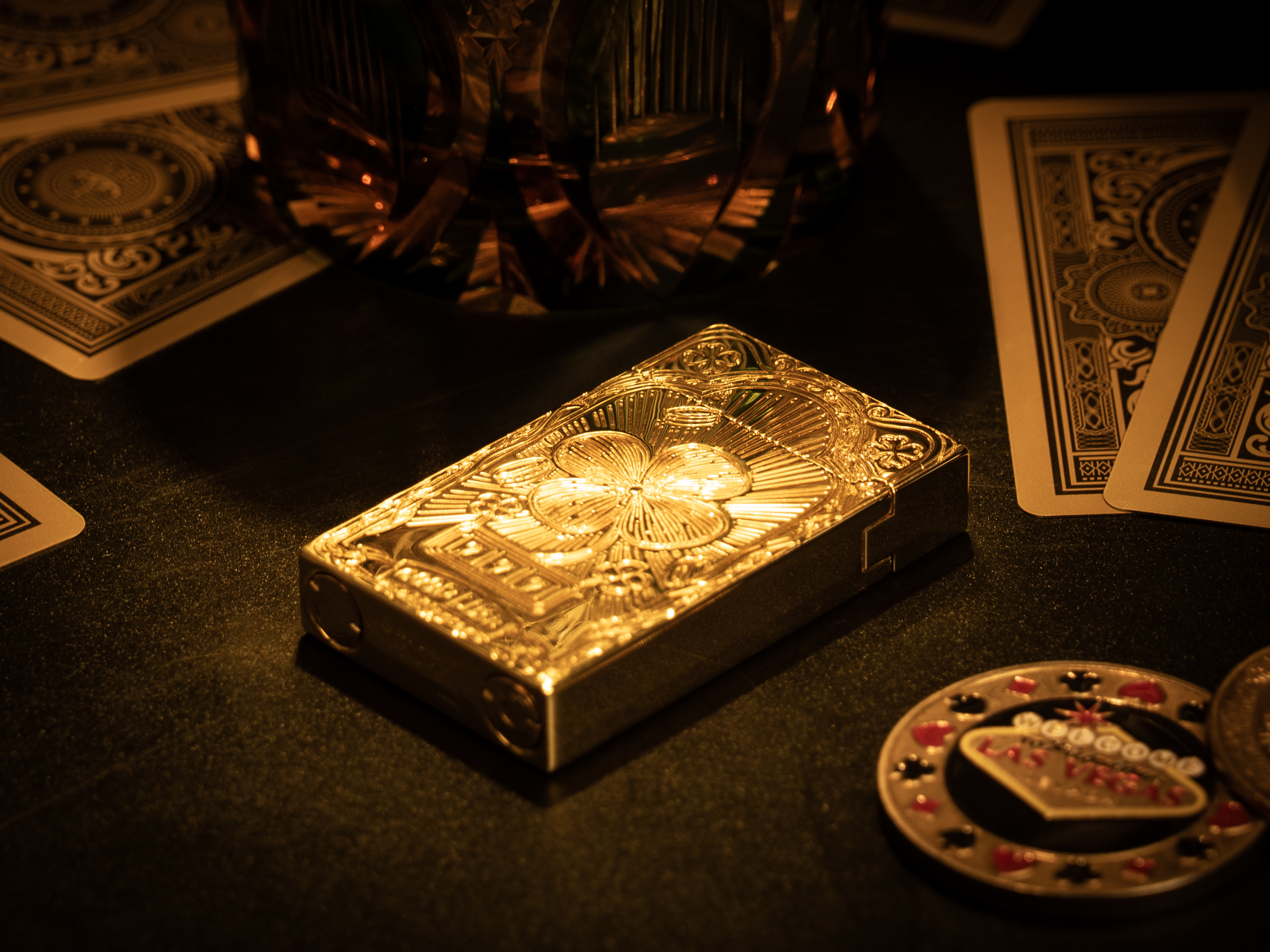 BUNCH "FORTUNE CLOVER" | Solid Brass Lucky 777 Engraved Luxury Lighter