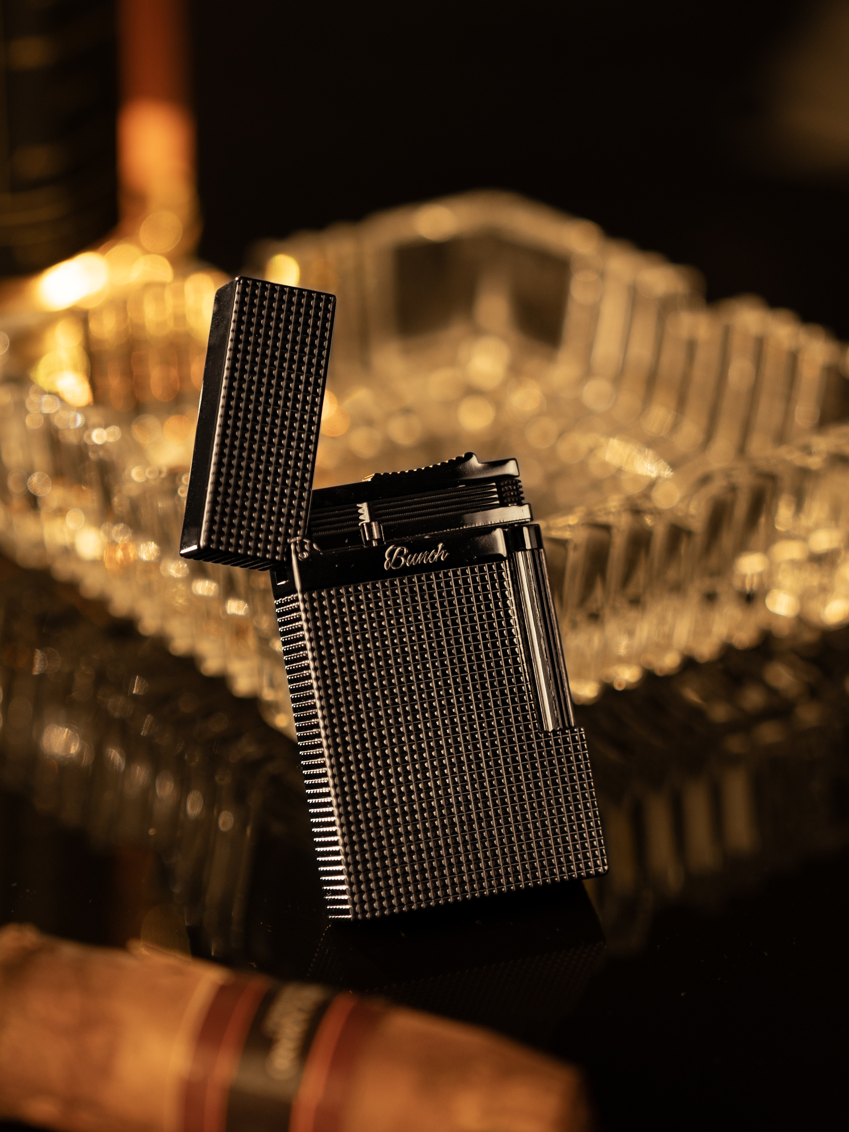 BUNCH "BLACK EARL" | High-Temp Midnight Electroplating | Iconic Resonant "Ping" | Solid Integrated Brass Core