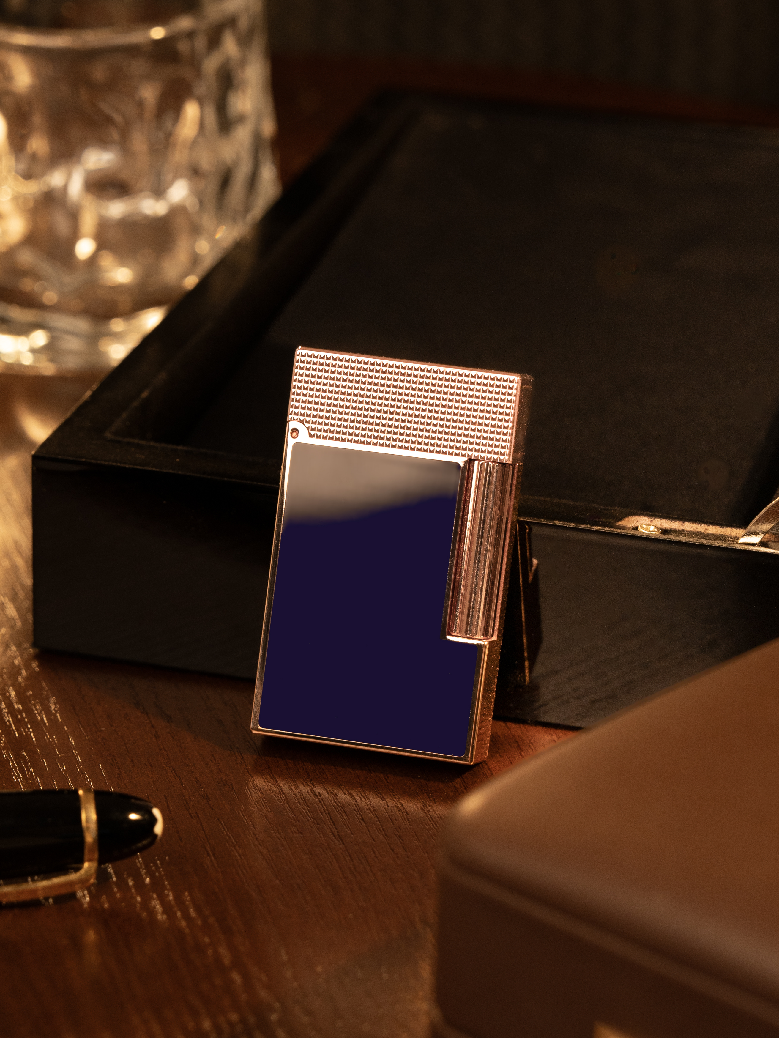 BUNCH "NAVIGATOR" | Translucent Sapphire Lacquer Finish | Iconic Resonant "Ping" | Solid Integrated Brass Core