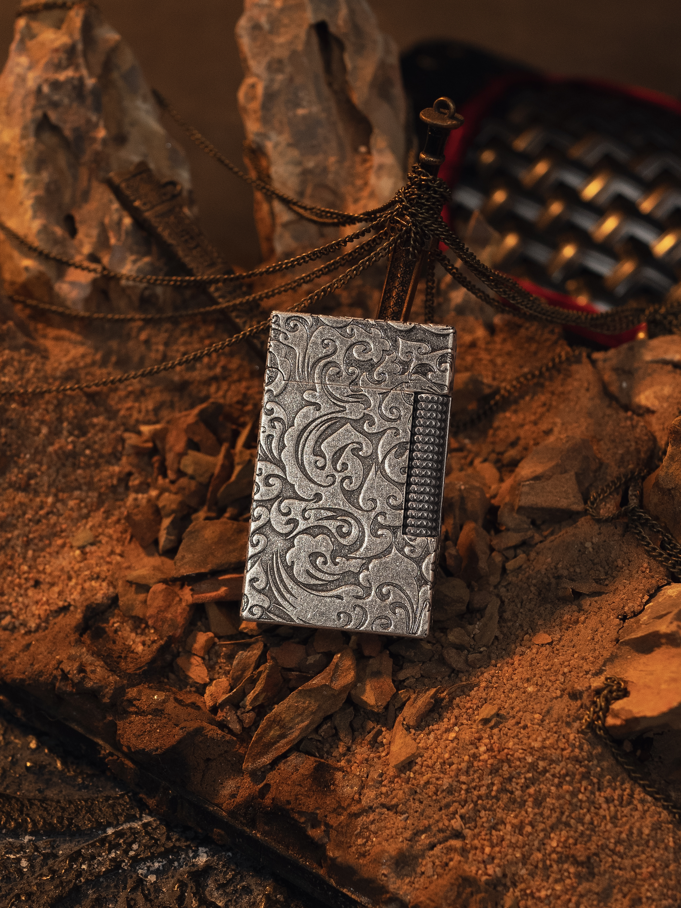 BUNCH "FLOATING CLOUDS" | Five-Side Precision Deep Engraving | 360° Seamless Design | Solid Integrated Brass Core