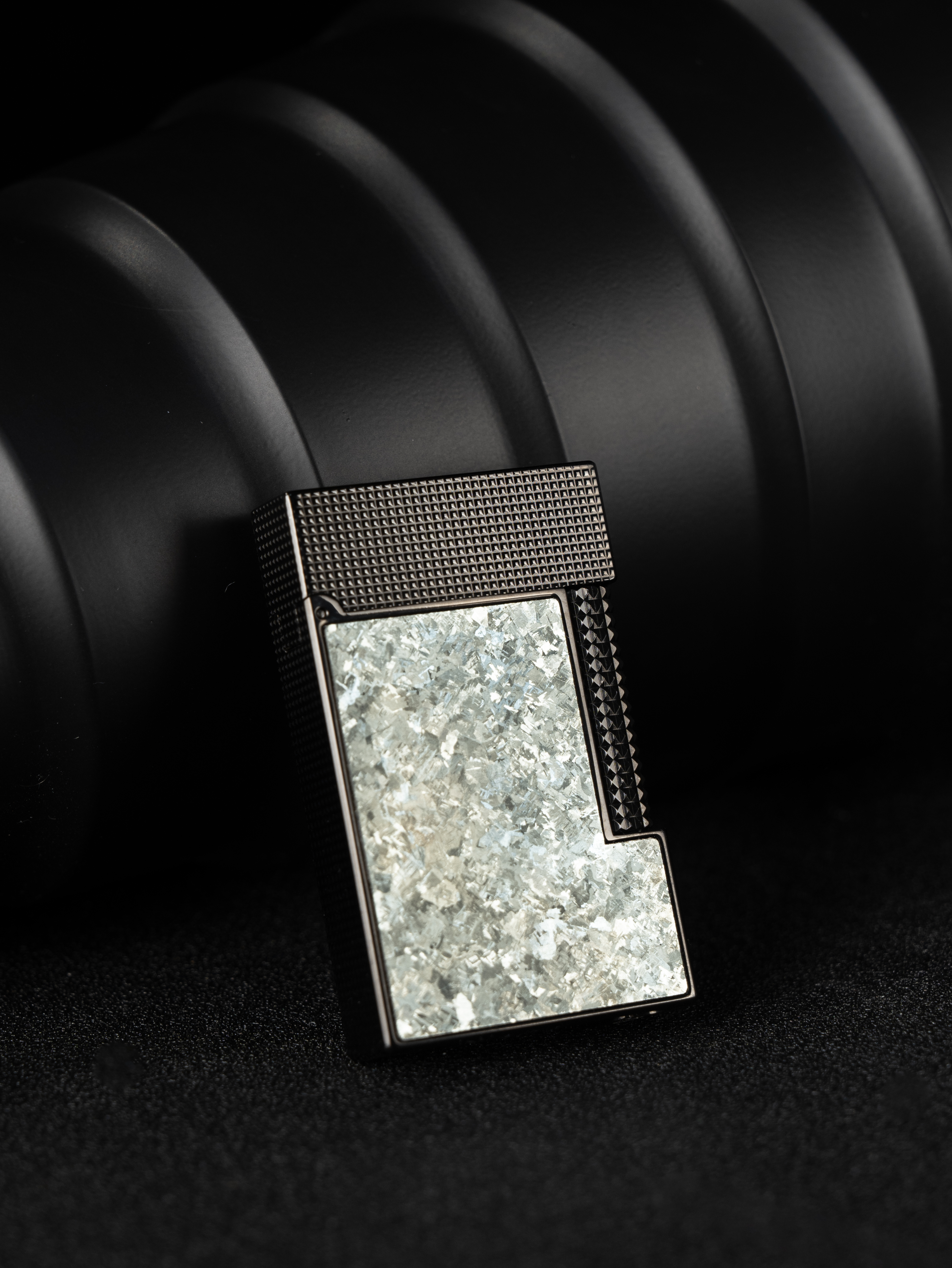 BUNCH "SPACETIME IMPRESSION" | Multi-Layer Titanium Alloy Inlay | Futuristic Geometric Design | Solid Integrated Brass Core