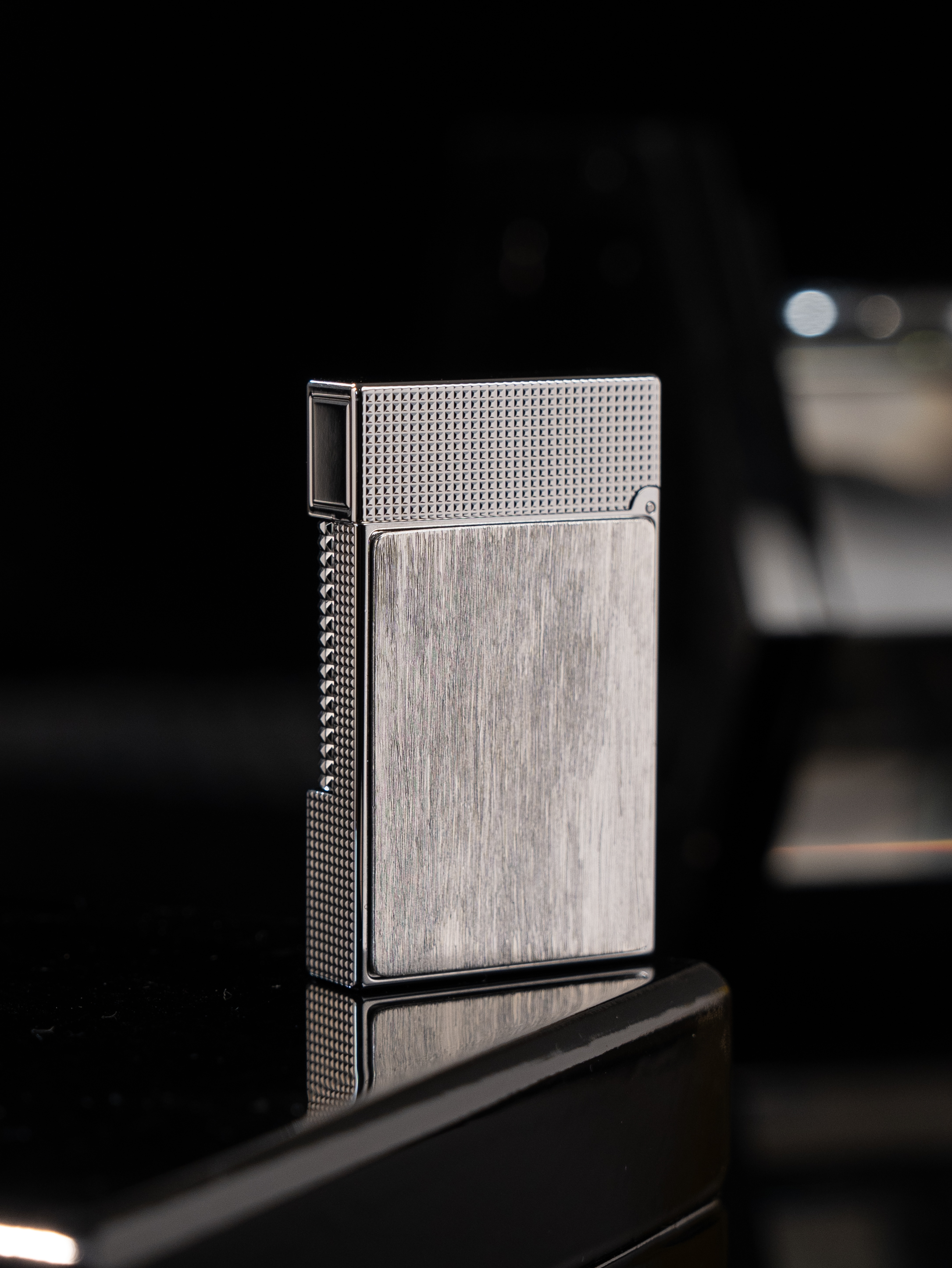 BUNCH "LUNAR VELVET" | S925 Sterling Silver & Rigato Hand-Brushed Art | Dual-Flame Precision Lighter